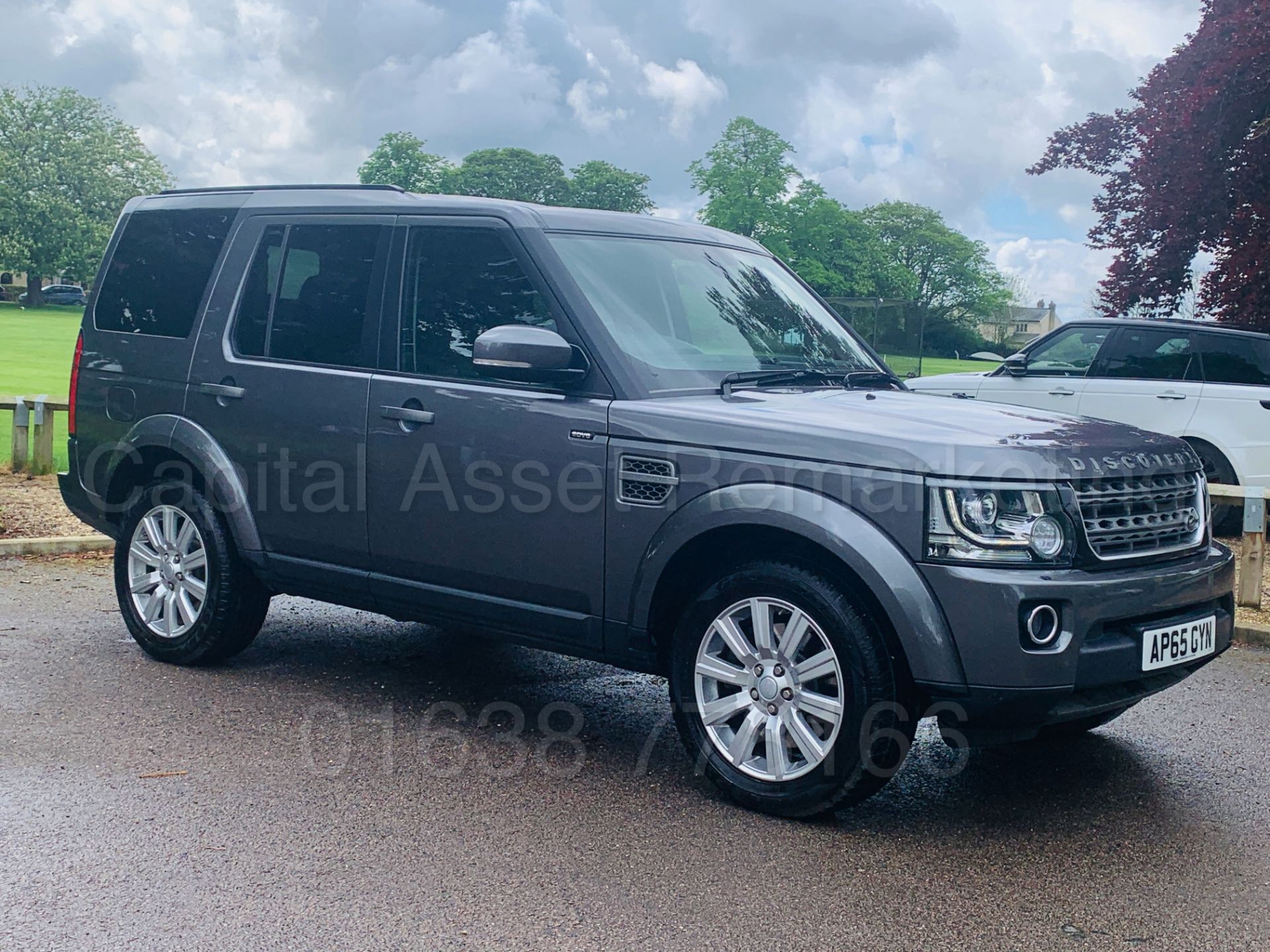 (On Sale) LAND ROVER DISCOVERY 4 *SE EDITION* (65 REG) '3.0 SDV6 - 255 BHP - 8 SPEED AUTO' (1 OWNER)