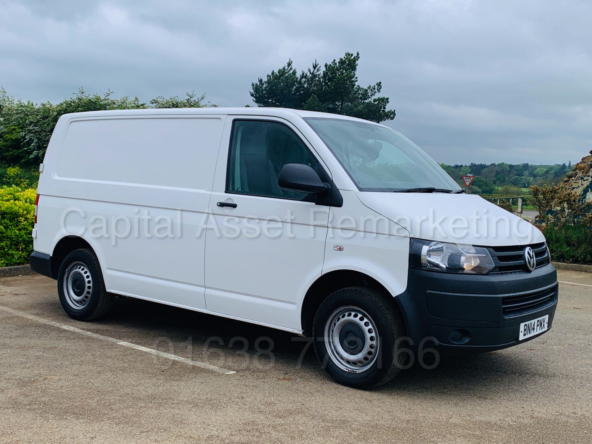 (ON SALE) VOLKSWAGEN TRANSPORTER *SWB - LCV PANEL VAN* (2014 - NEW MODEL) '2.0 TDI *FULL HISTORY*