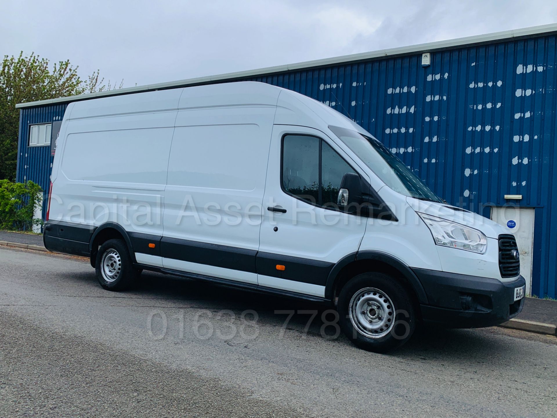 FORD TRANSIT 125 T350 *L4 - XLWB HI-ROOF* (2015) '2.2 TDCI - 125 BHP - 6 SPEED' (LOW MILES) - Image 12 of 31