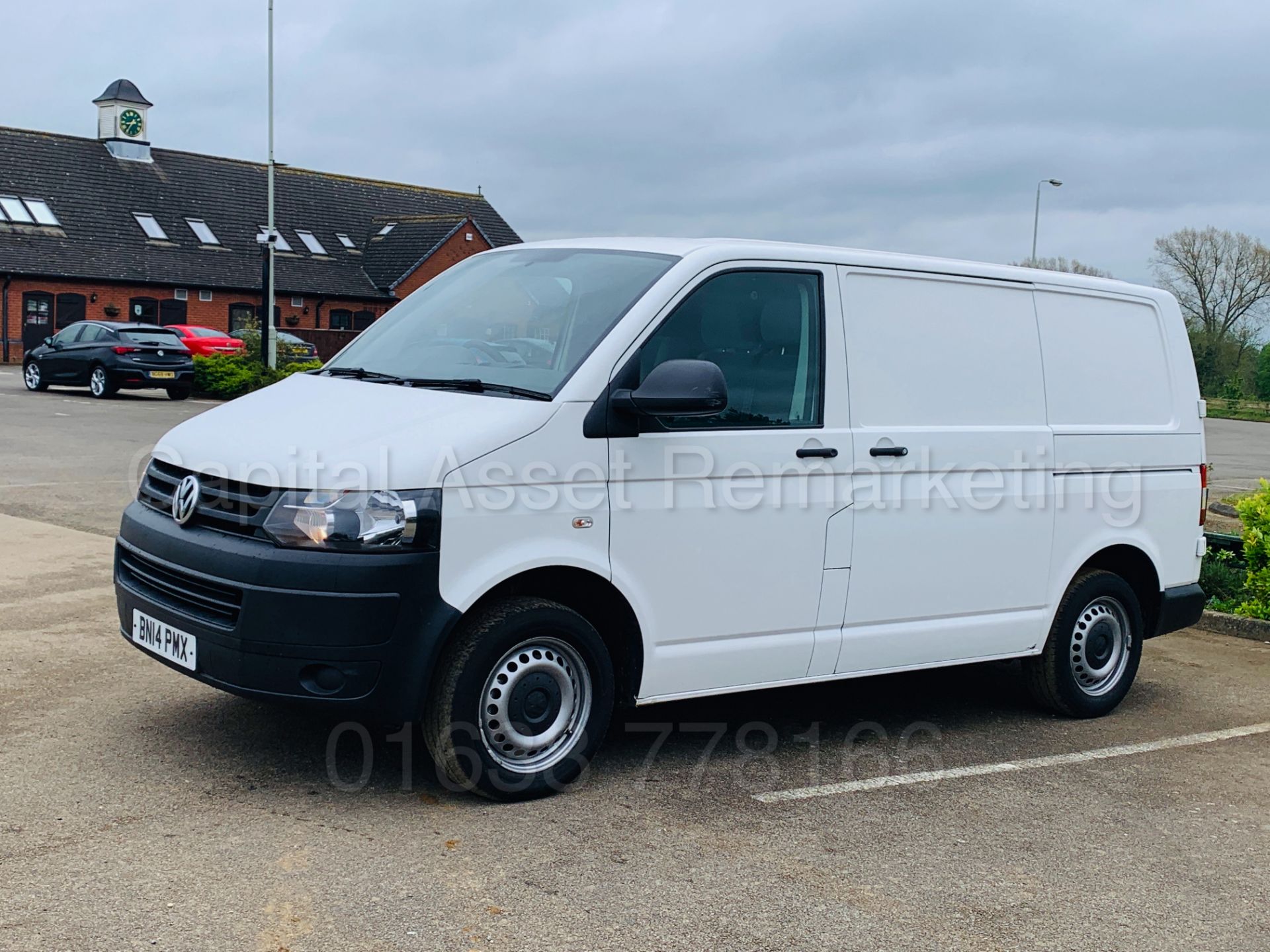 (ON SALE) VOLKSWAGEN TRANSPORTER *SWB - LCV PANEL VAN* (2014 - NEW MODEL) '2.0 TDI *FULL HISTORY* - Image 7 of 31