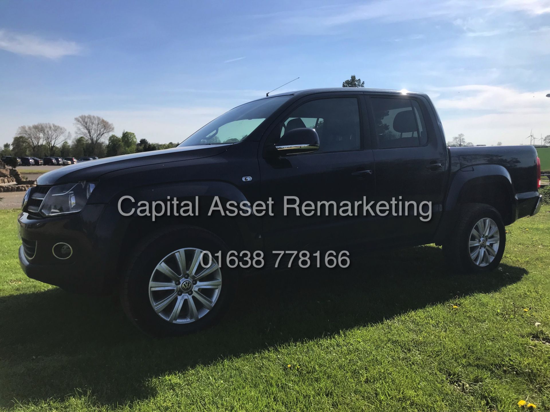 VOLKSWAGEN AMAROK 2.0TDI "HIGHLINE-DSG" 180BHP (2013 MODEL) SAT NAV -LEATHER -1 OWNER FSH *TOP SPEC* - Image 10 of 23