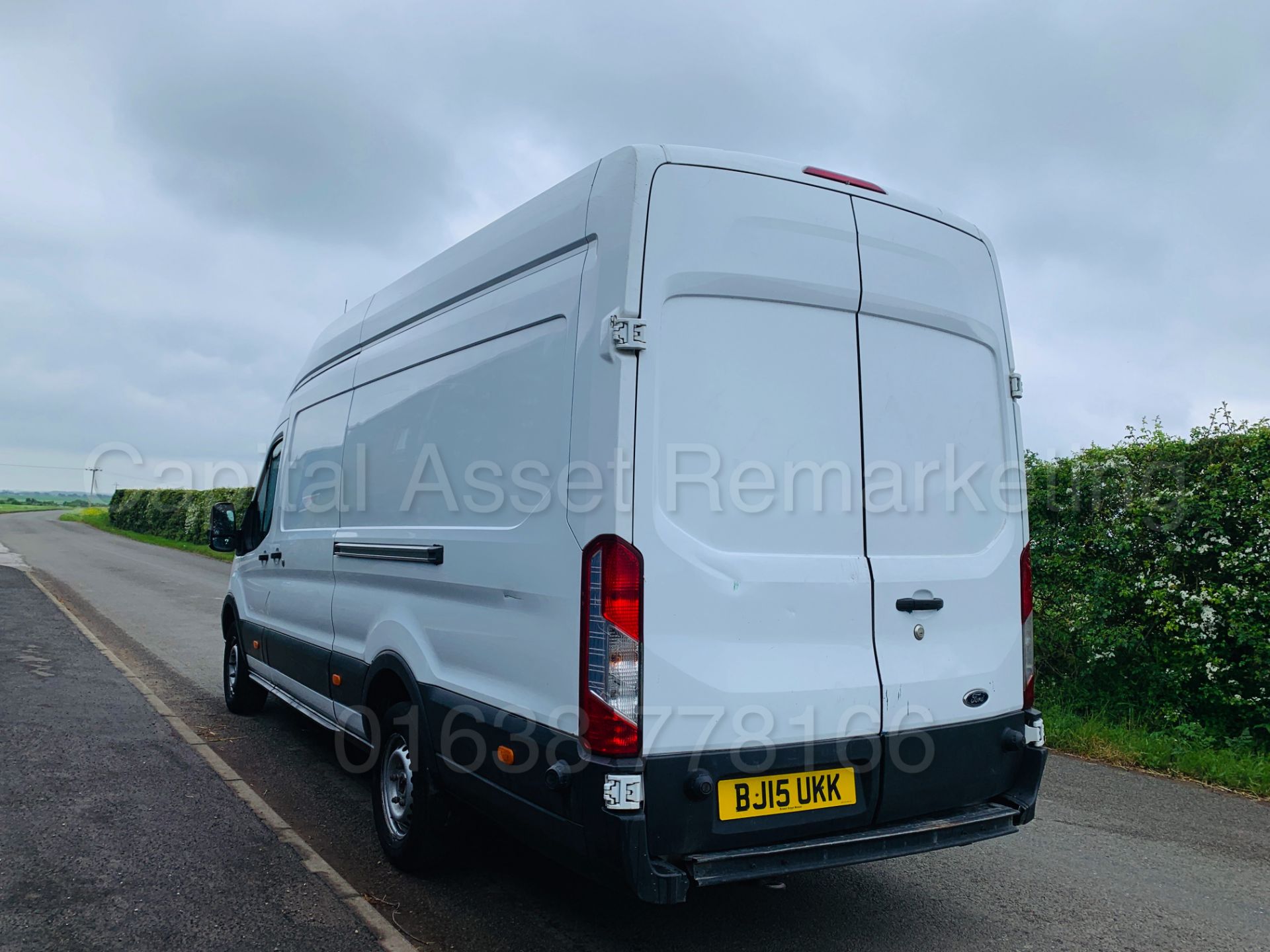 FORD TRANSIT 125 T350 *L4 - XLWB HI-ROOF* (2015) '2.2 TDCI - 125 BHP - 6 SPEED' (LOW MILES) - Image 8 of 31