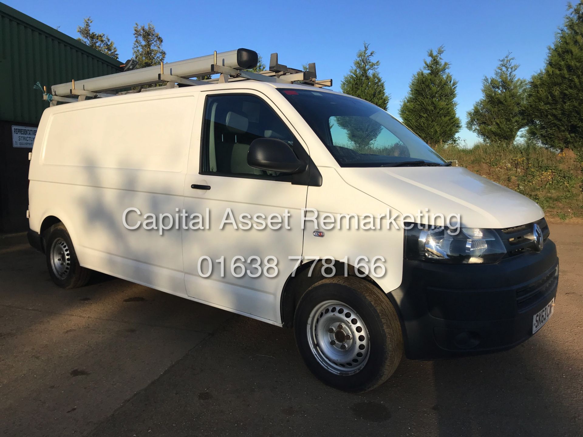 VOLKSWAGEN TRANSPORTER 2.0TDI T30 LWB (2014 MODEL) ELEC PACK - Image 2 of 17