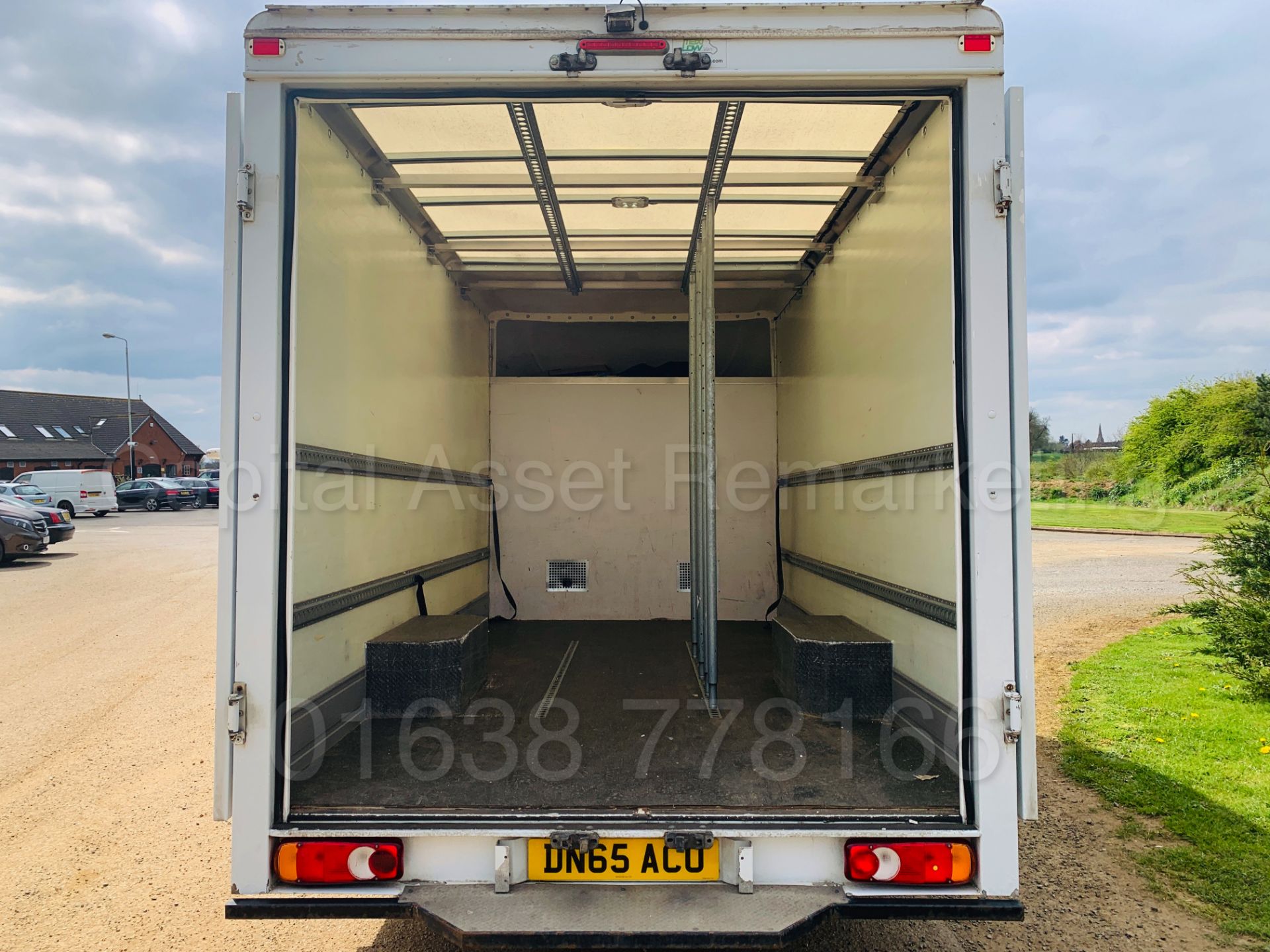 VAUXHALL MOVANO *LWB - LOW-LOADER / LUTON BOX VAN* (2016 MODEL) '2.3 CDTI - 125 BHP - 6 SPEED' - Image 21 of 40