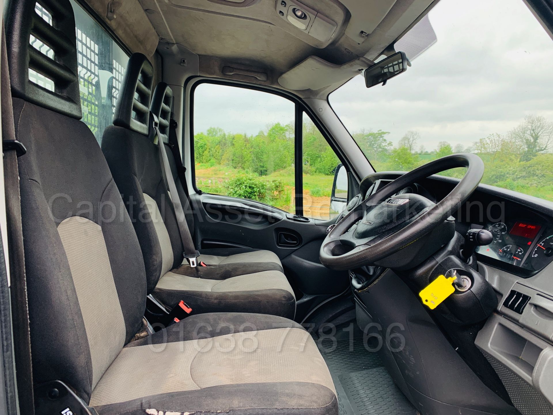 ON SALE IVECO DAILY 35C13 *LWB - DROPSIDE TRUCK* (2014 NEW MODEL) '2.3 DIESEL - 6 SPEED' (3500 KG) - Image 20 of 29