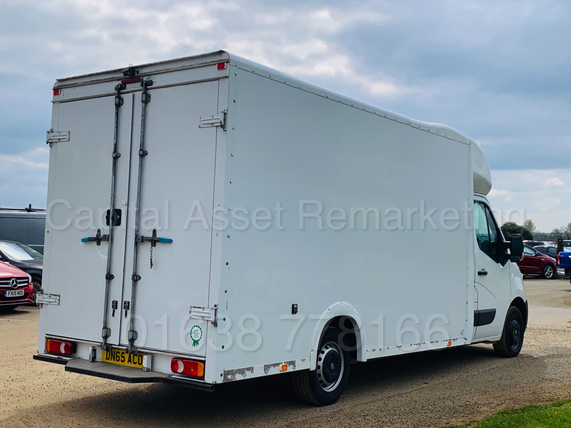 VAUXHALL MOVANO *LWB - LOW-LOADER / LUTON BOX VAN* (2016 MODEL) '2.3 CDTI - 125 BHP - 6 SPEED' - Image 9 of 40