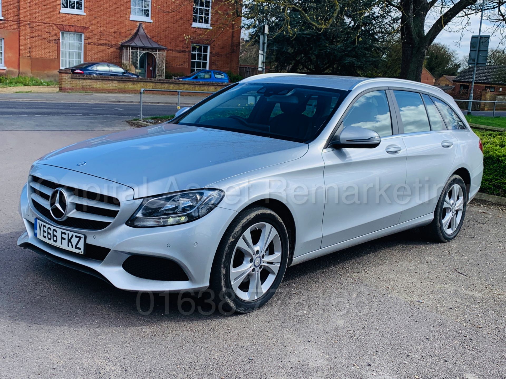 (On Sale) MERCEDES-BENZ C220D *EXECUTIVE* 5 DOOR ESTATE (66 REG) 'AUTO - LEATHER - SAT NAV' *LOOK* - Image 5 of 51