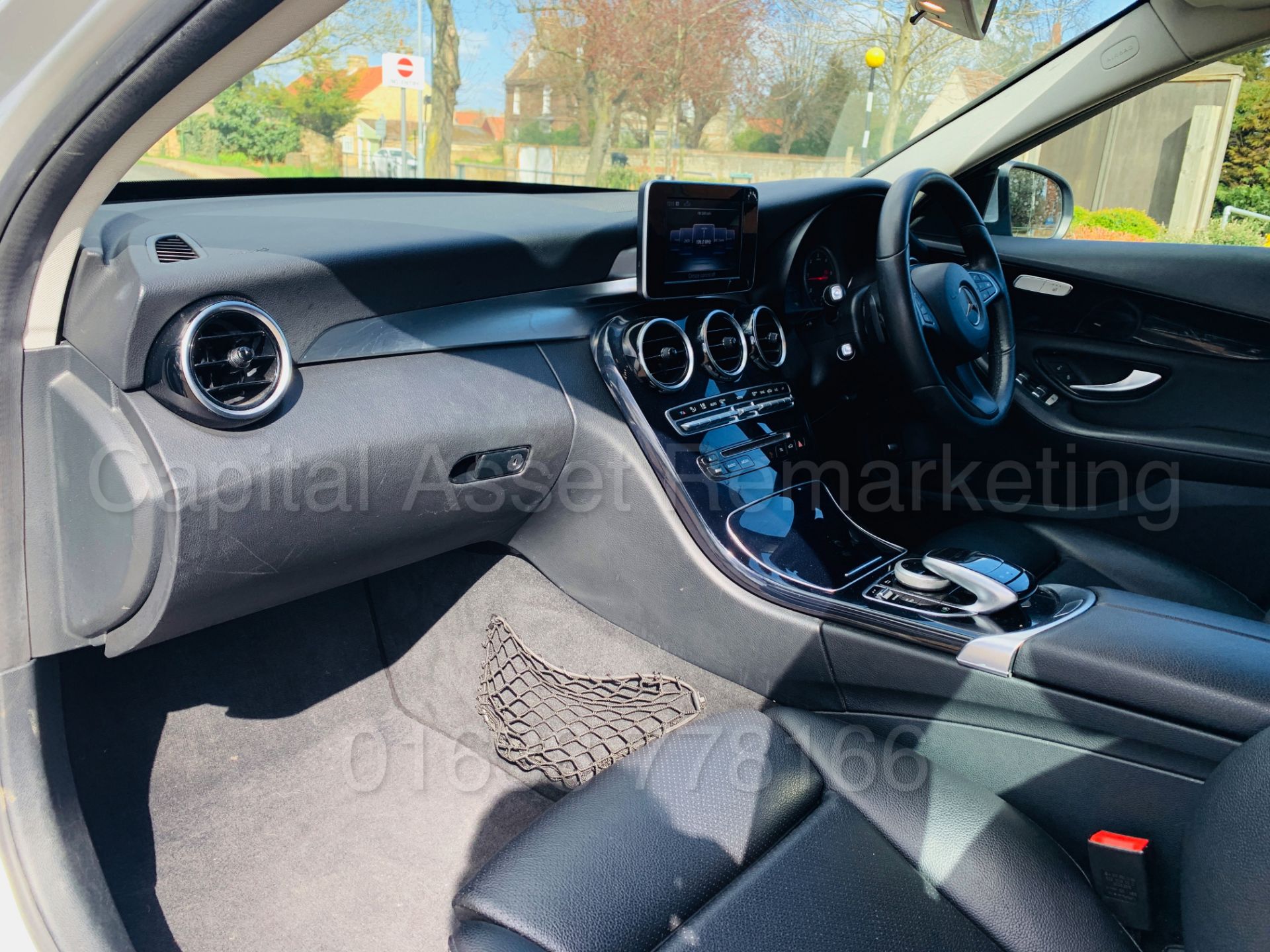 (On Sale) MERCEDES-BENZ C220D *EXECUTIVE* 5 DOOR ESTATE (66 REG) 'AUTO - LEATHER - SAT NAV' *LOOK* - Image 21 of 51