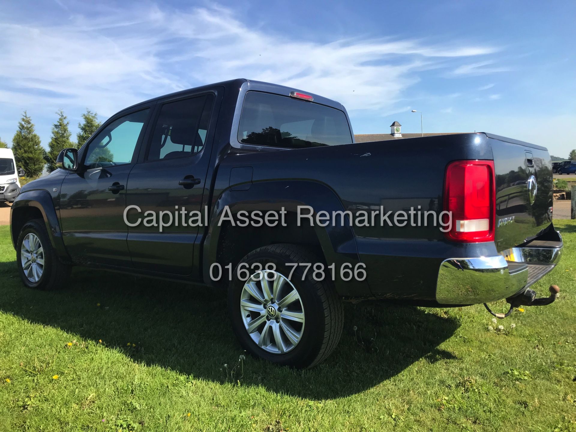 VOLKSWAGEN AMAROK 2.0TDI "HIGHLINE-DSG" 180BHP (2013 MODEL) SAT NAV -LEATHER -1 OWNER FSH *TOP SPEC* - Image 6 of 23