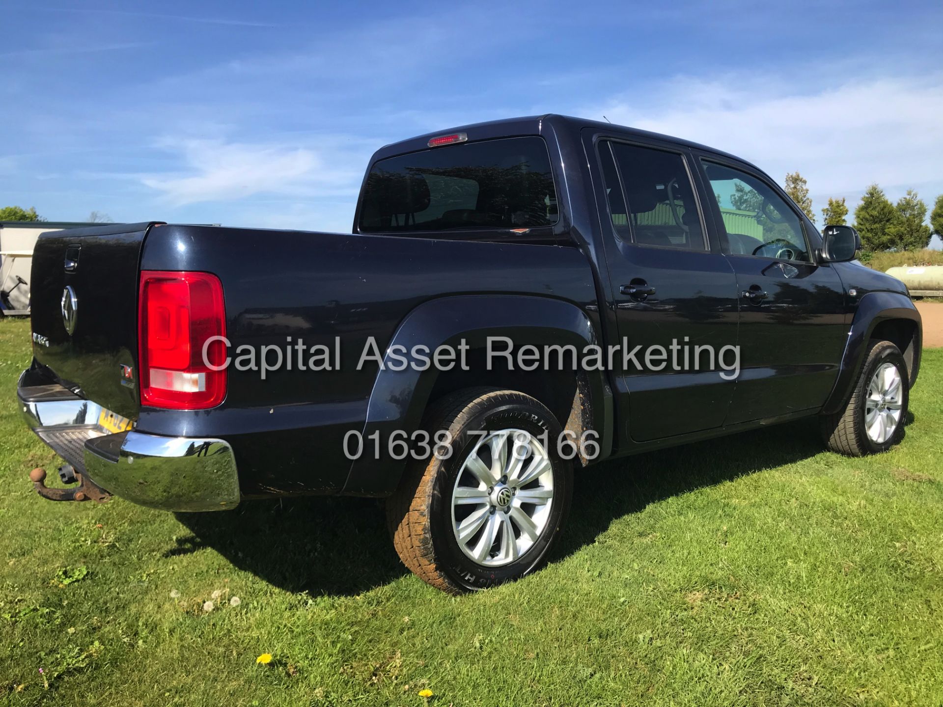 VOLKSWAGEN AMAROK 2.0TDI "HIGHLINE-DSG" 180BHP (2013 MODEL) SAT NAV -LEATHER -1 OWNER FSH *TOP SPEC* - Image 5 of 23