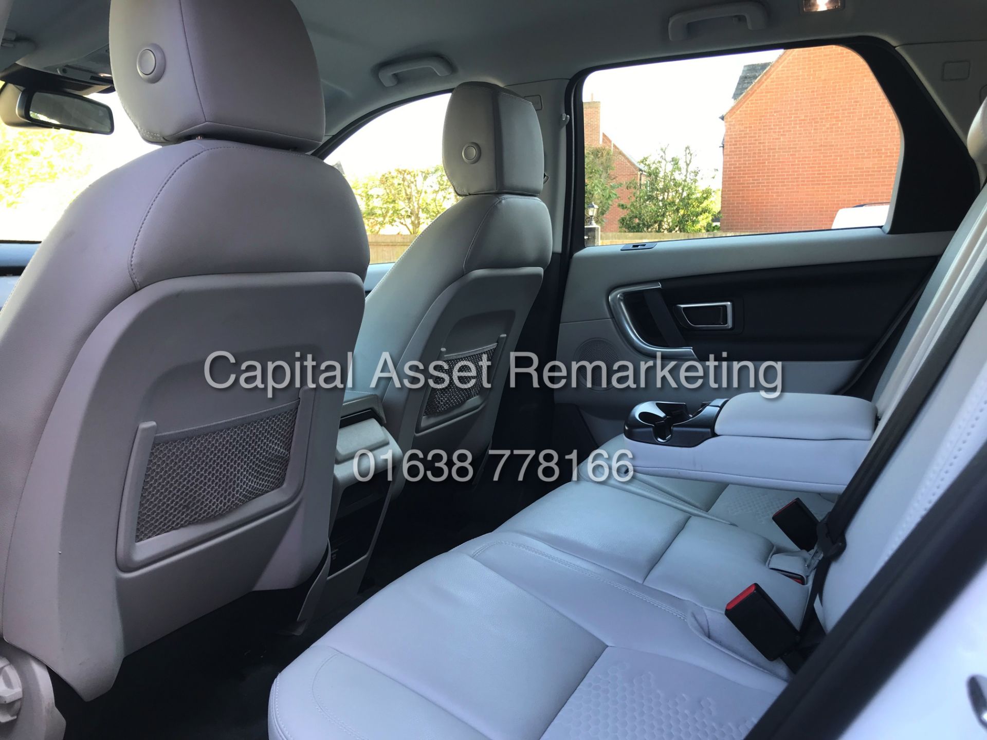 (ON SALE) LAND ROVER DISCOVERY SPORT "SE TECH" 2.0 TD4 (16 REG) 1 OWNER FSH - SAT NAV - LEATHER - Image 27 of 27