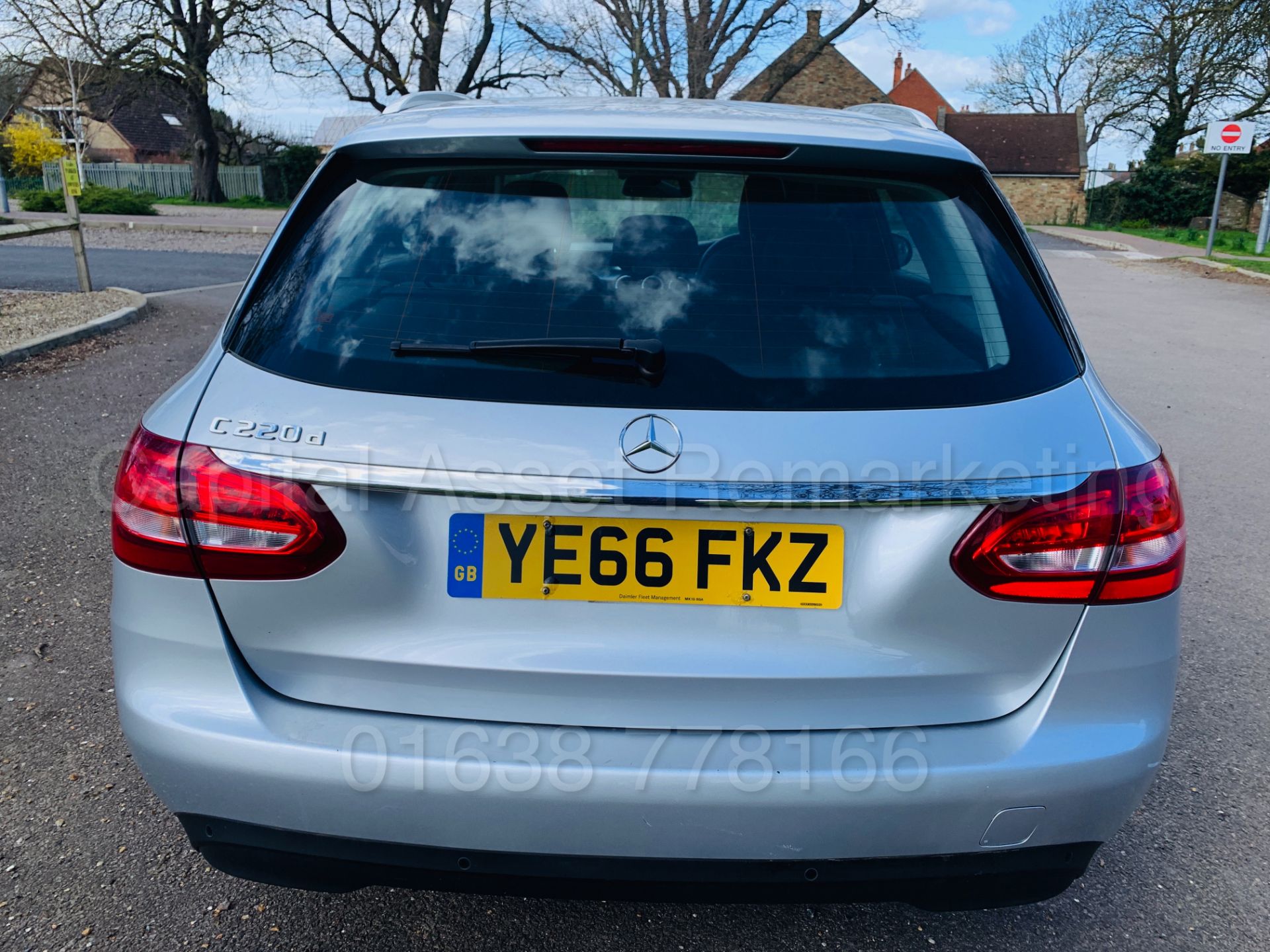 (On Sale) MERCEDES-BENZ C220D *EXECUTIVE* 5 DOOR ESTATE (66 REG) 'AUTO - LEATHER - SAT NAV' *LOOK* - Image 9 of 51