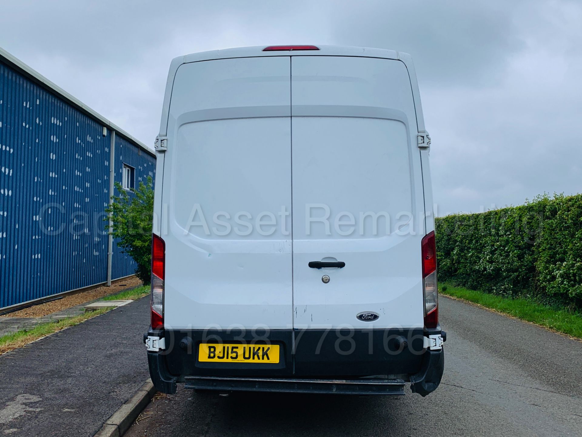 FORD TRANSIT 125 T350 *L4 - XLWB HI-ROOF* (2015) '2.2 TDCI - 125 BHP - 6 SPEED' (LOW MILES) - Image 9 of 31