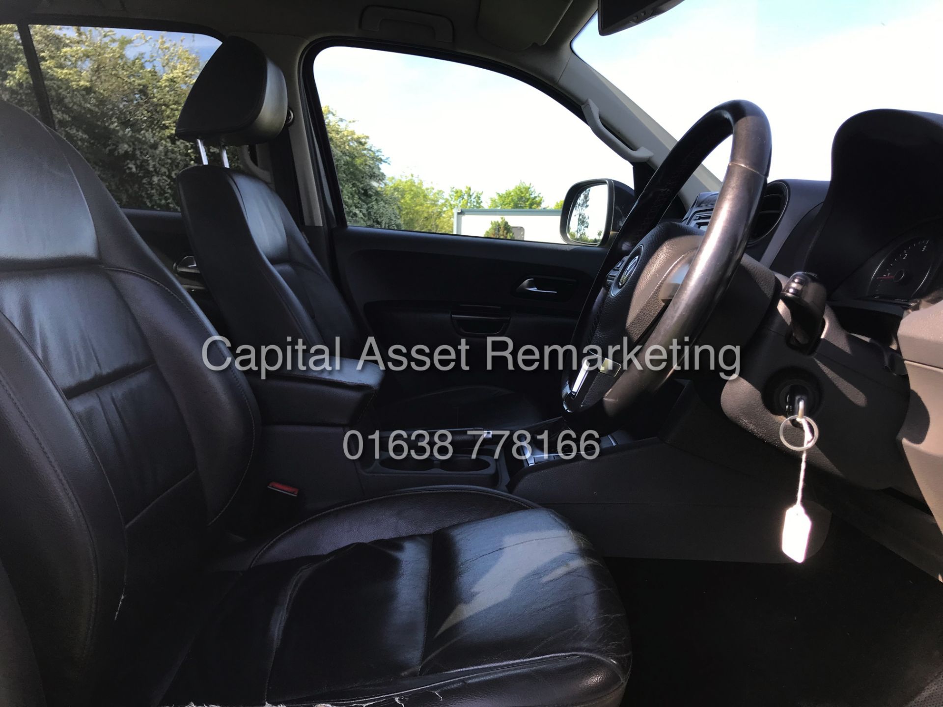 VOLKSWAGEN AMAROK 2.0TDI "HIGHLINE-DSG" 180BHP (2013 MODEL) SAT NAV -LEATHER -1 OWNER FSH *TOP SPEC* - Image 11 of 23