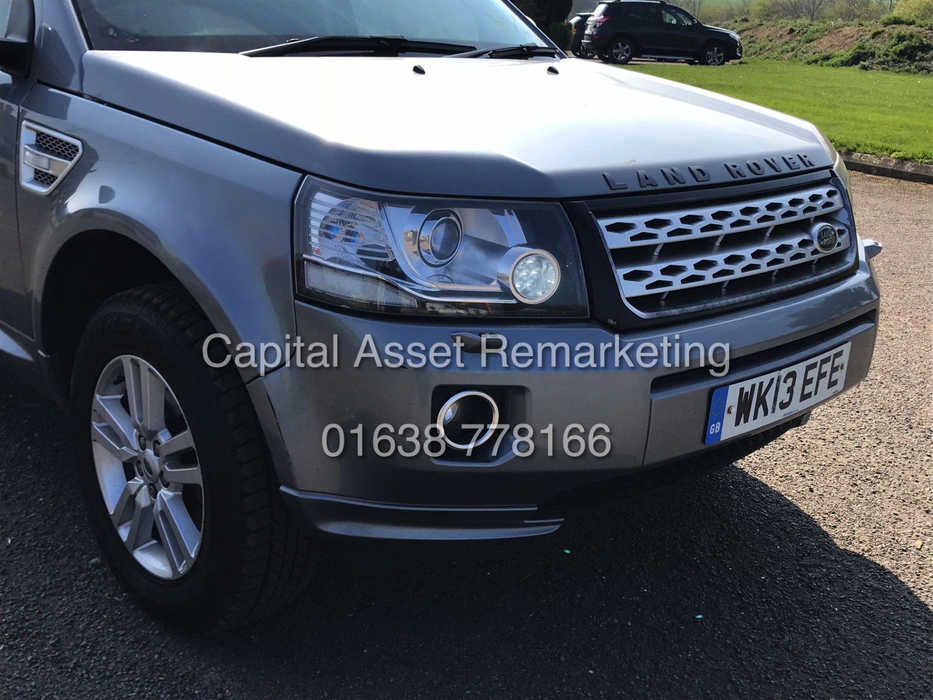 LAND ROVER FREELANDER 2 "XS" TD4 AUTOMATIC (13 REG-NEW SHAPE) 1 OWNER -SAT NAV -LEATHER *GREAT SPEC* - Image 13 of 34