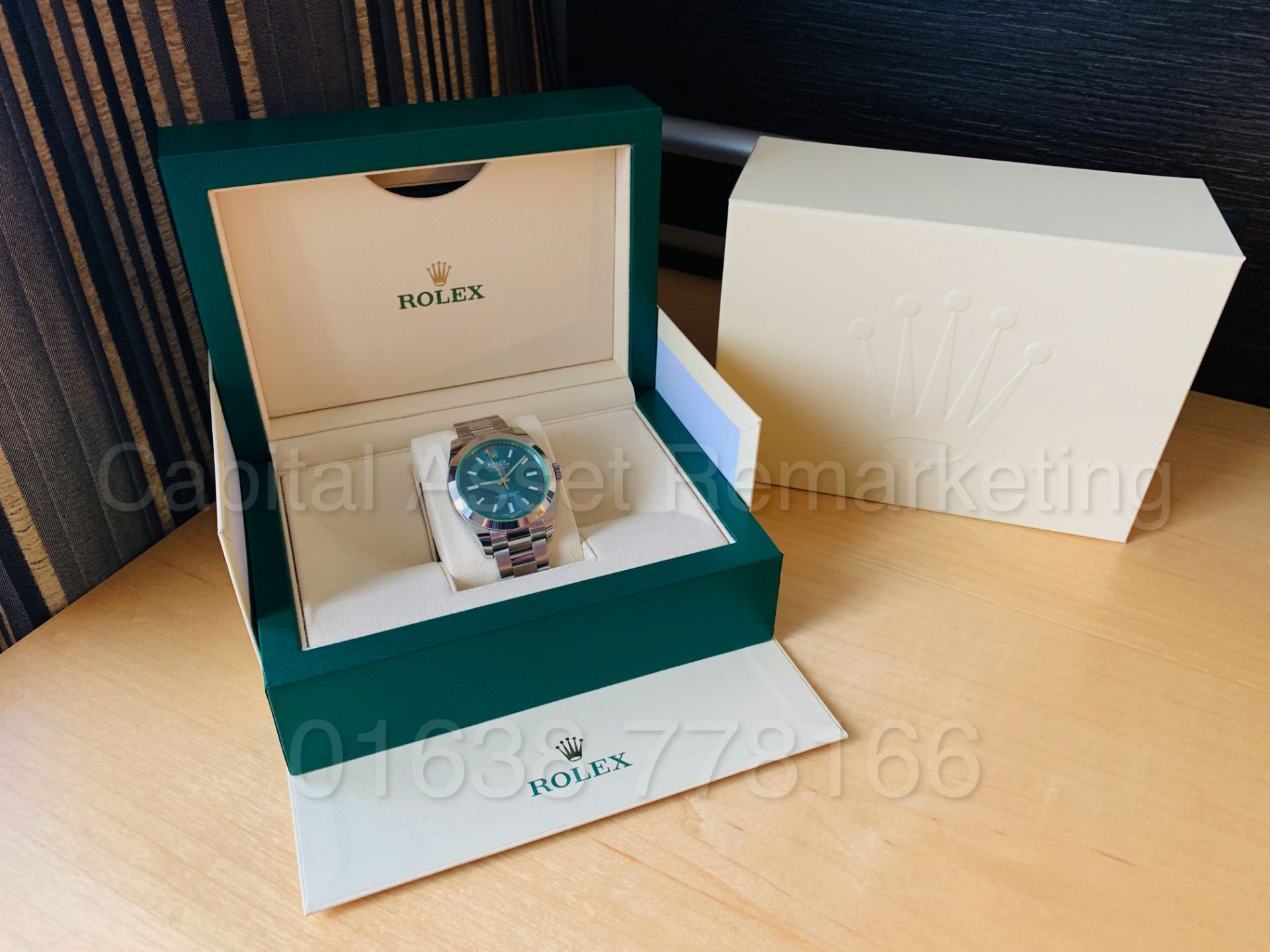 ROLEX MILGAUSS 40MM (BRAND NEW / UN-WORN - 2019) *GENUINE ROLEX TIMEPIECE* (BOX & WARRANTY CARD) - Image 6 of 12