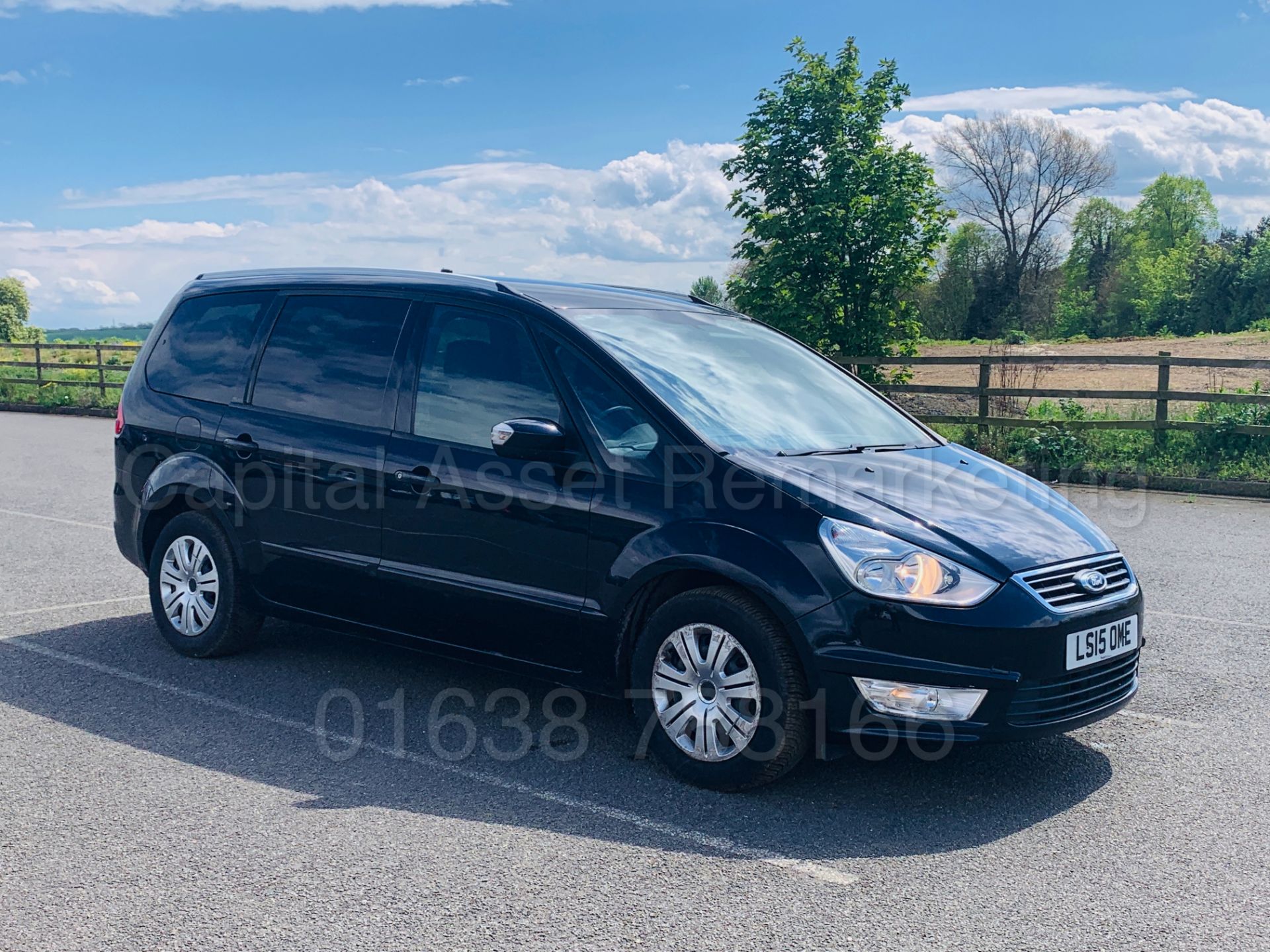 FORD GALAXY *ZETEC* 7 SEATER MPV (2015) '2.0 TDCI - 140 BHP - POWER SHIFT' (1 OWNER) - Image 9 of 37