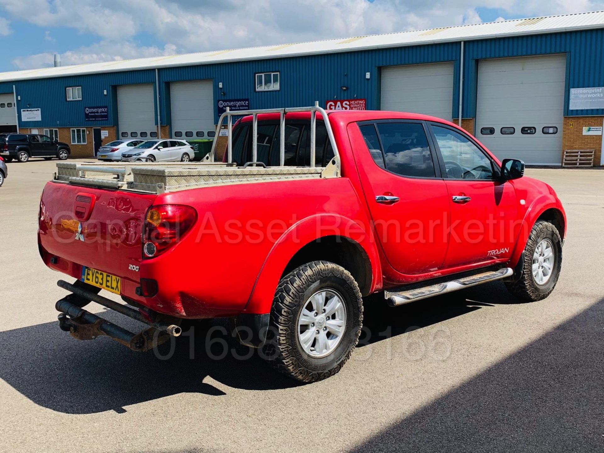 (On Sale) MITSUBISHI L200 *TROJAN* D/CAB PICK-UP (63 REG) '2.5 Di-D - 178 BHP' *AIR CON* (LOW MILES) - Image 9 of 31