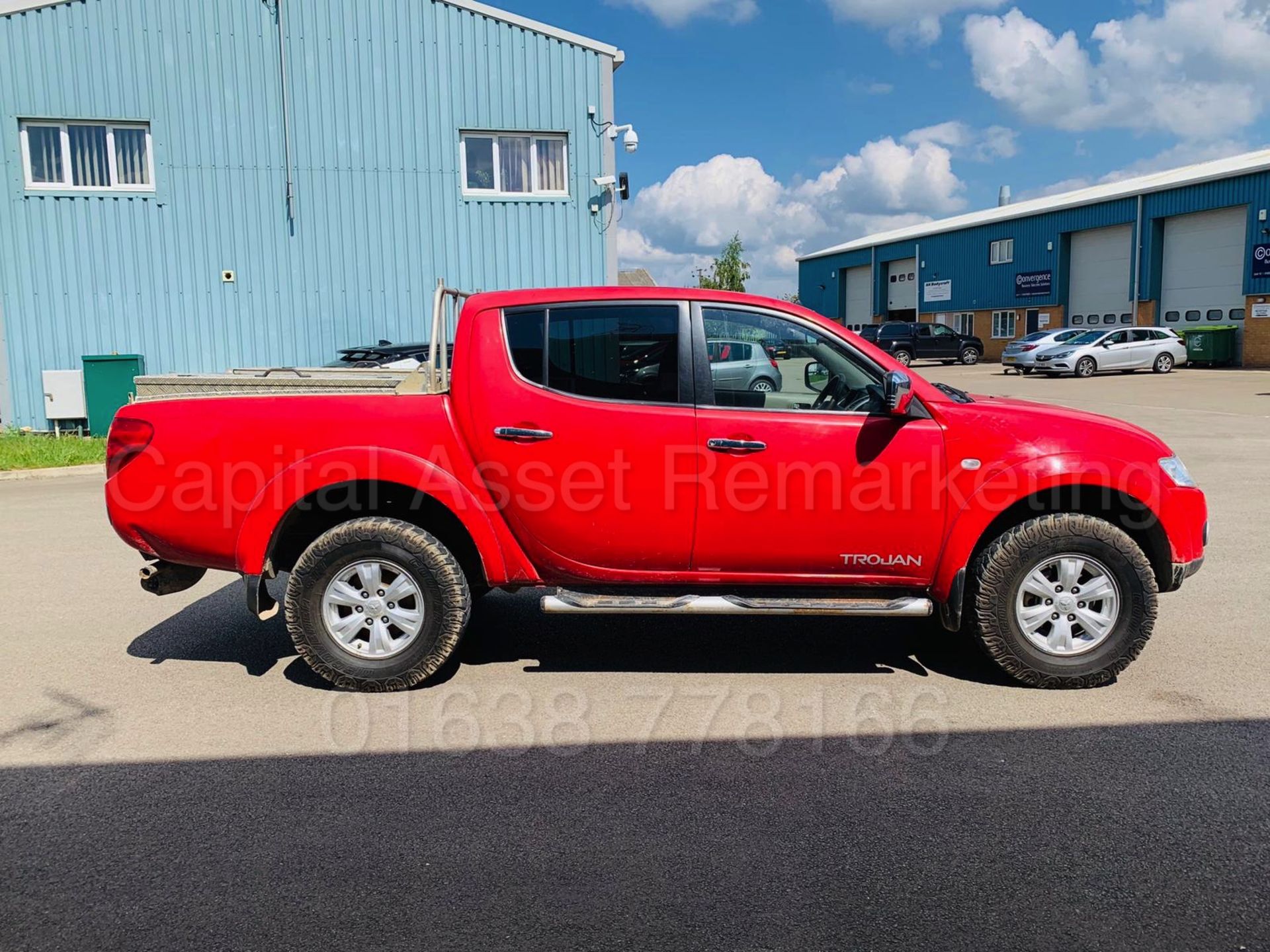 (On Sale) MITSUBISHI L200 *TROJAN* D/CAB PICK-UP (63 REG) '2.5 Di-D - 178 BHP' *AIR CON* (LOW MILES) - Image 11 of 31