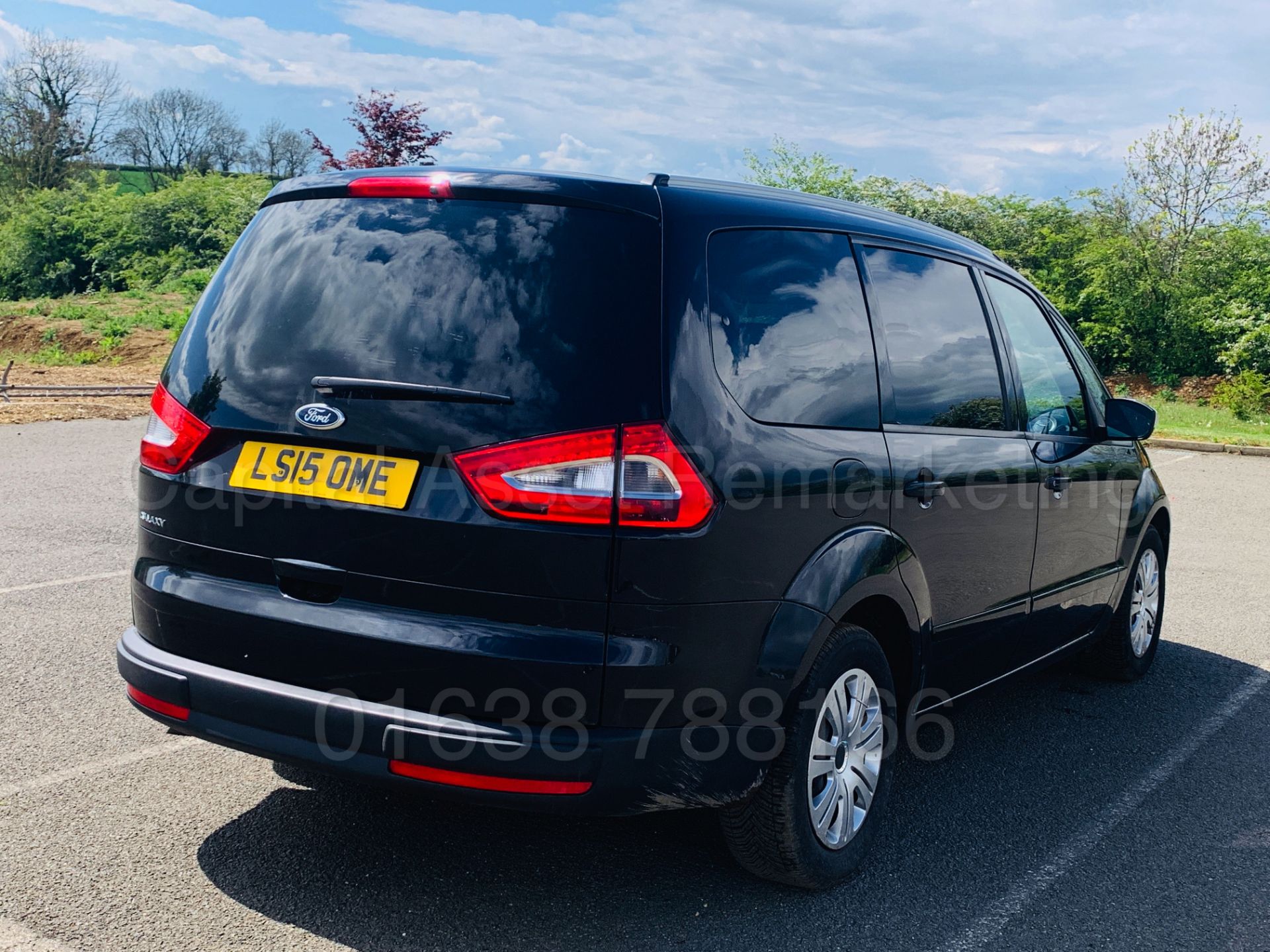 FORD GALAXY *ZETEC* 7 SEATER MPV (2015) '2.0 TDCI - 140 BHP - POWER SHIFT' (1 OWNER) - Image 7 of 37