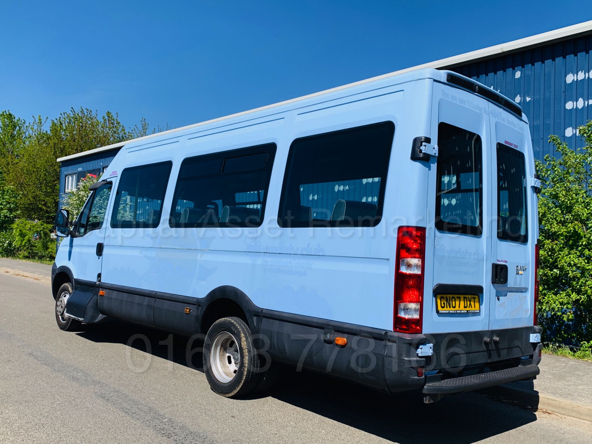 IVECO DAILY 40C12 *LWB - 16 SEATER MINI-BUS / COACH* (2007) **ONLY 11K MILES GENUINE** (FULL MOT) - Image 4 of 46