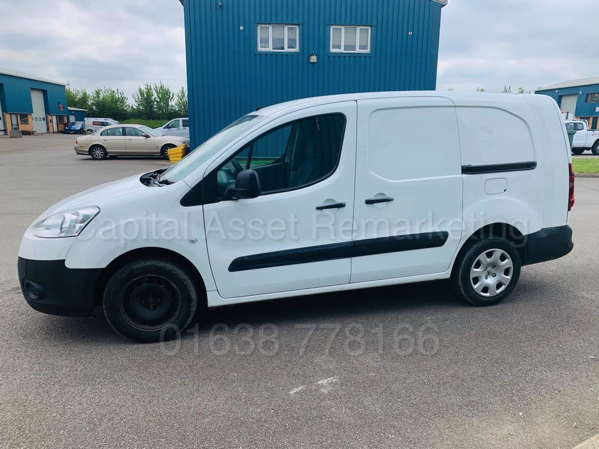 PEUGEOT PARTNER *LCV - LWB 5 SEATER CREW VAN* (2014) '1.6 HDI - 90 BHP - 5 SPEED' - Image 4 of 22