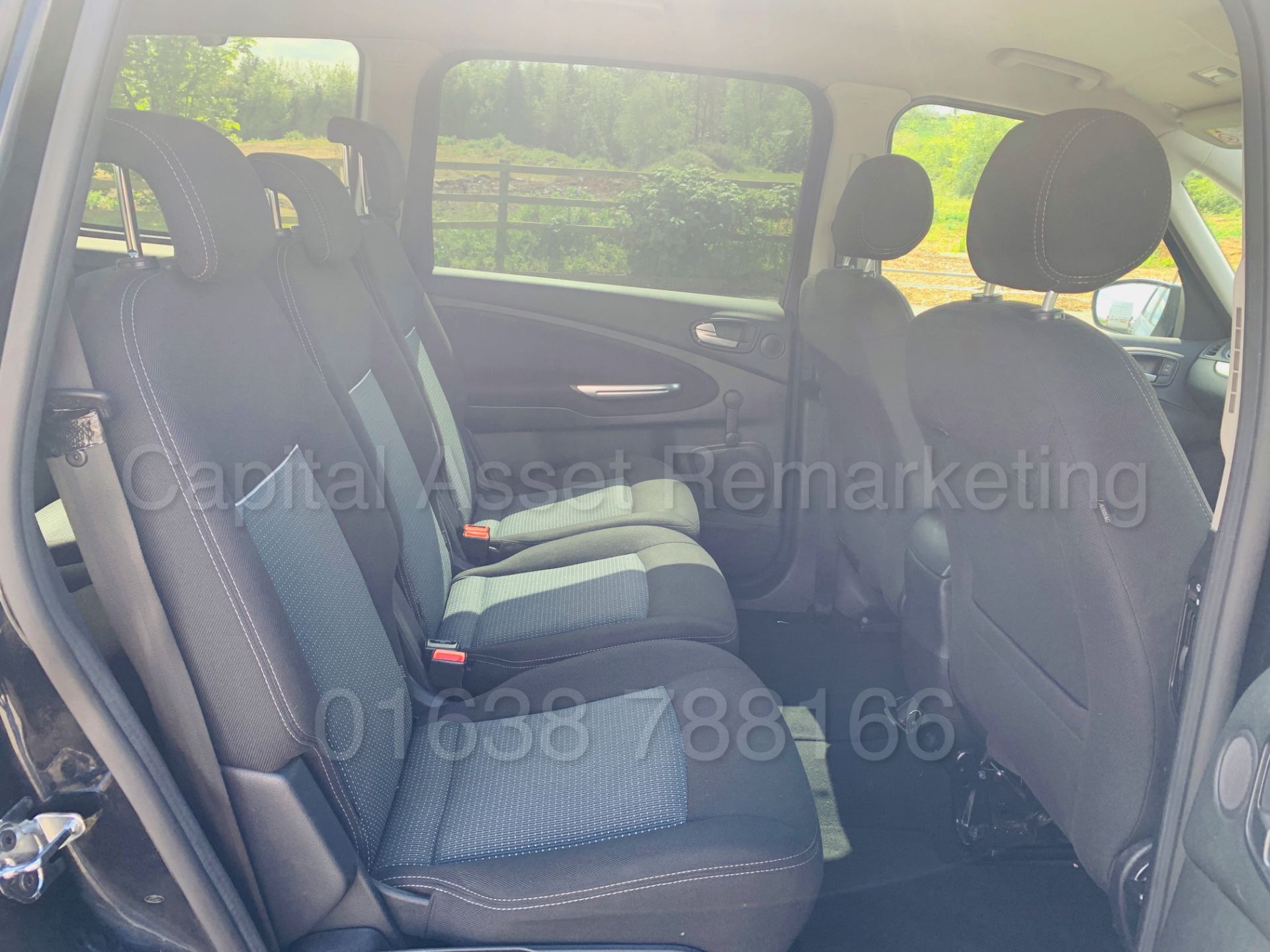 FORD GALAXY *ZETEC* 7 SEATER MPV (2015) '2.0 TDCI - 140 BHP - POWER SHIFT' (1 OWNER) - Image 19 of 37