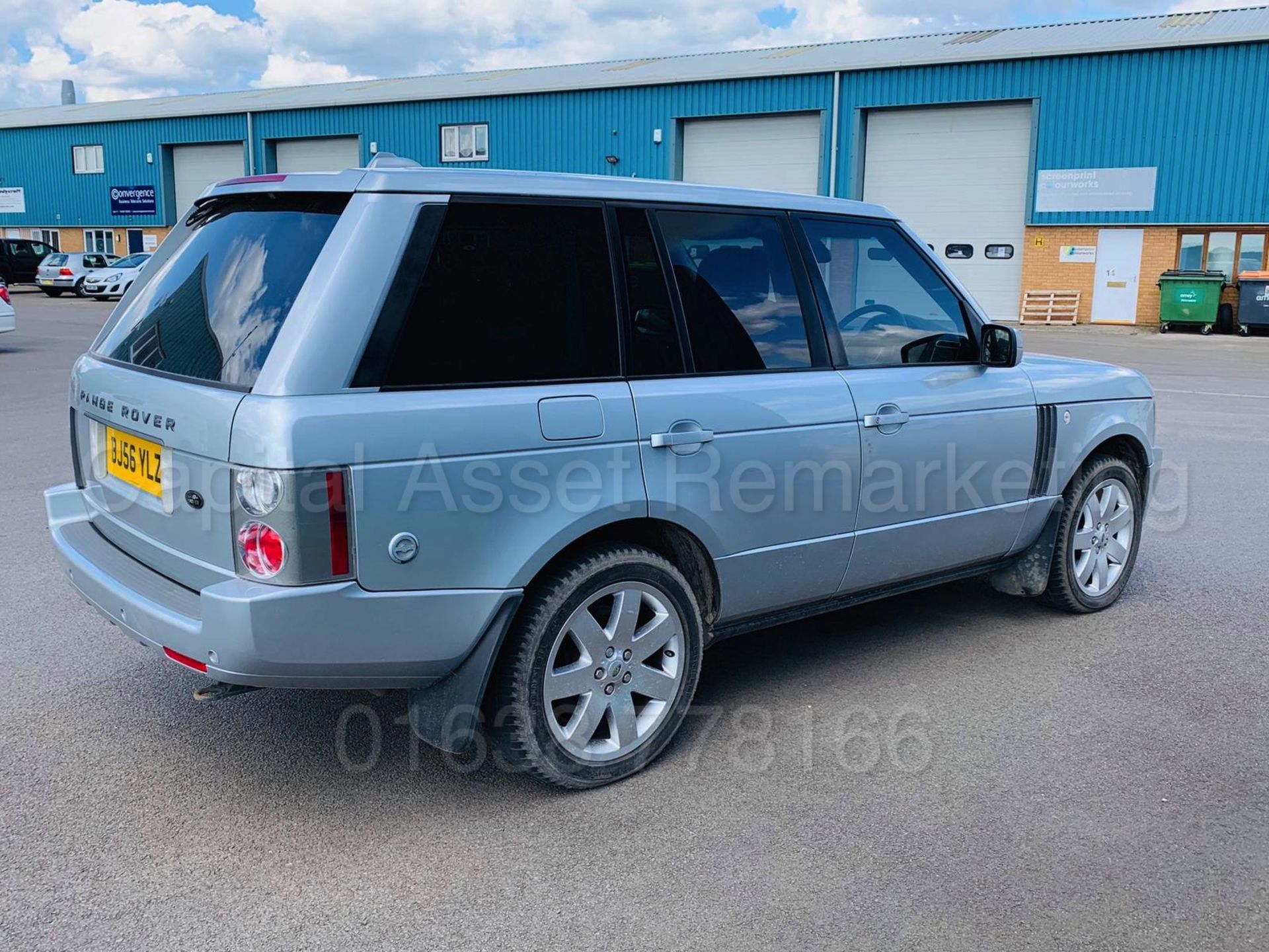 ON SALE) RANGE ROVER VOGUE *V8 PETROL - GAS / LPG* SUV (2007 MODEL) '4.4 V8 - 306 BHP - AUTO' - Image 13 of 42