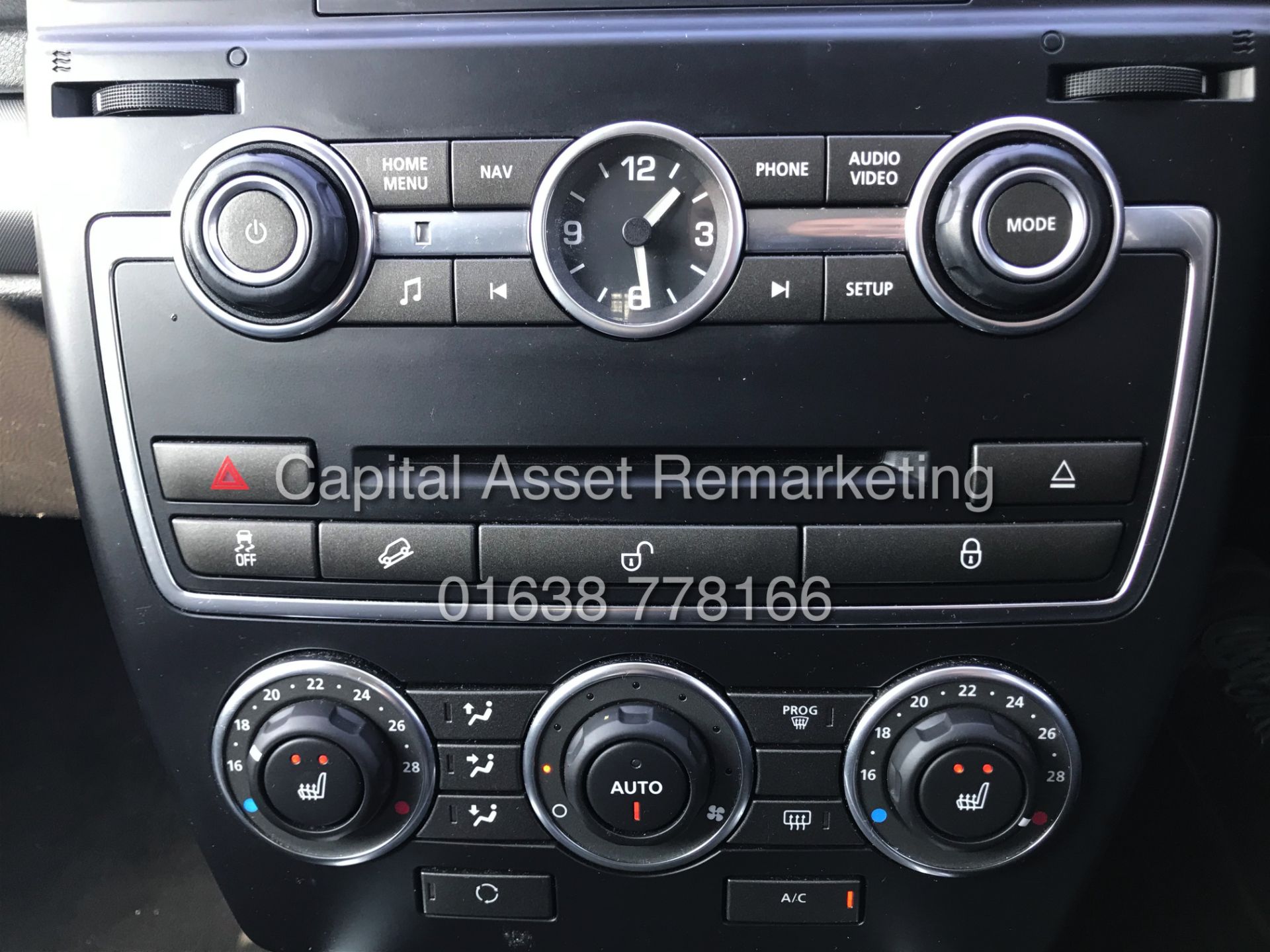 LAND ROVER FREELANDER 2 "XS" TD4 AUTOMATIC (13 REG-NEW SHAPE) 1 OWNER -SAT NAV -LEATHER *GREAT SPEC* - Image 28 of 34