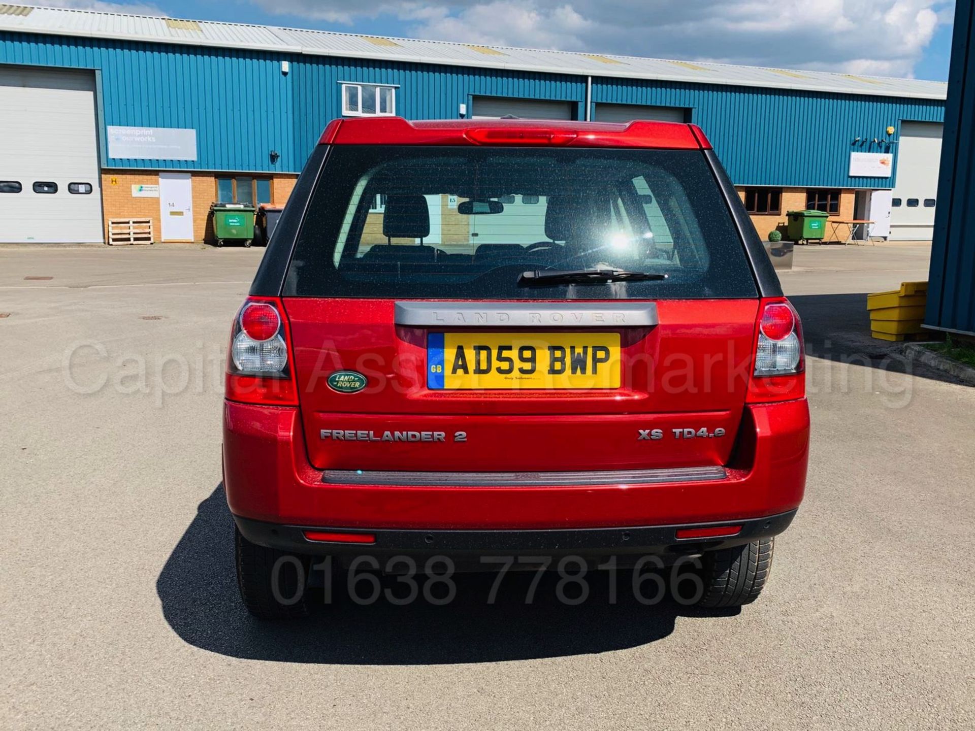 LAND ROVER FREELANDER *XS EDITION* SUV (2010 MODEL) '2.2 TD4 - 161 BHP - 6 SPEED' *SAT NAV* (NO VAT) - Image 6 of 40