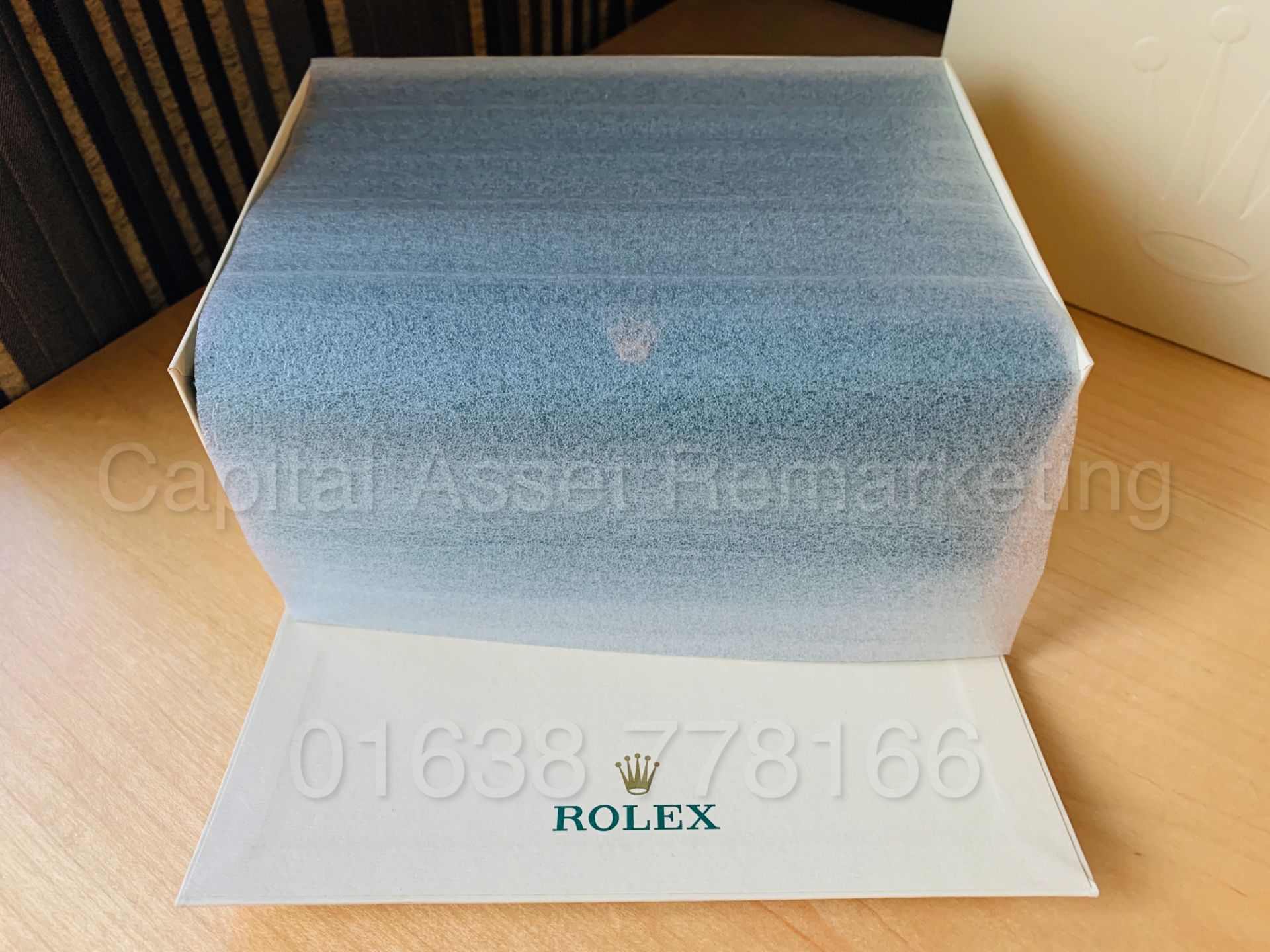 ROLEX MILGAUSS 40MM (BRAND NEW / UN-WORN - 2019) *GENUINE ROLEX TIMEPIECE* (BOX & WARRANTY CARD) - Image 11 of 12