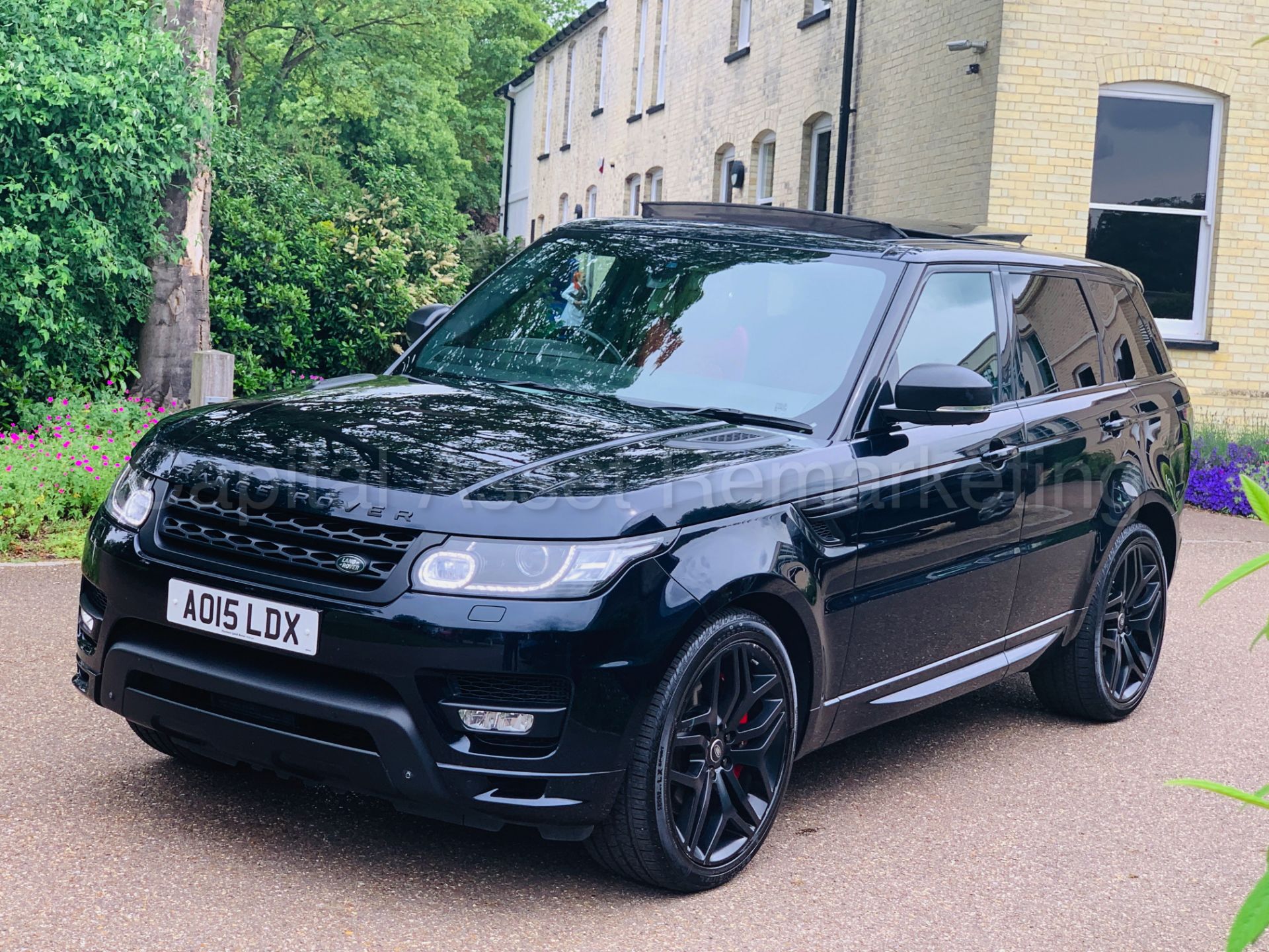 (On Sale) RANGE ROVER SPORT *AUTOBIOGRAPHY DYNAMIC* (2015) '4.4 SDV8 8 SPEED AUTO' **ULTIMATE SPEC** - Image 2 of 83