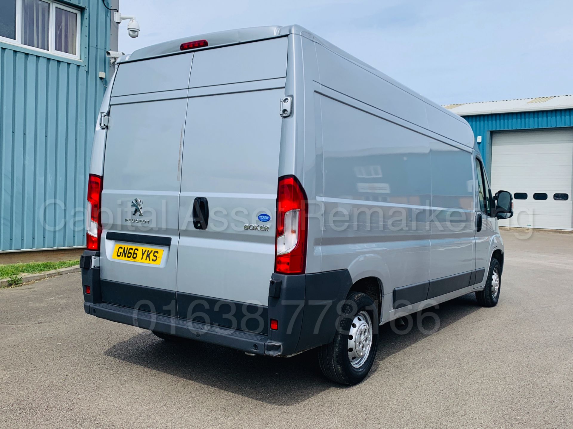 PEUGEOT BOXER *PROFESSIONAL* LWB HI-ROOF (66 REG) '2.2 HDI - 6 SPEED' *A/C - SAT NAV* - Image 11 of 42