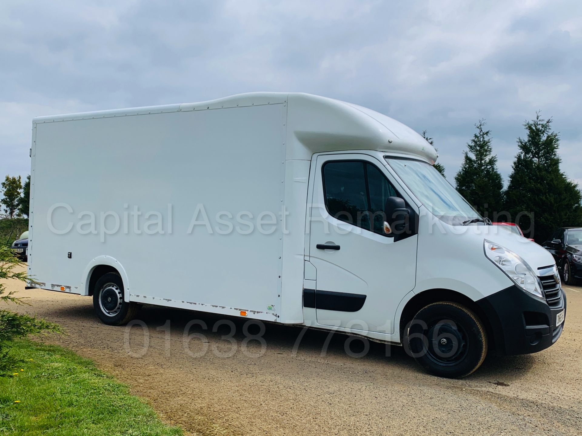 VAUXHALL MOVANO *LWB - LOW-LOADER / LUTON BOX VAN* (2016 MODEL) '2.3 CDTI - 125 BHP - 6 SPEED' - Image 10 of 40