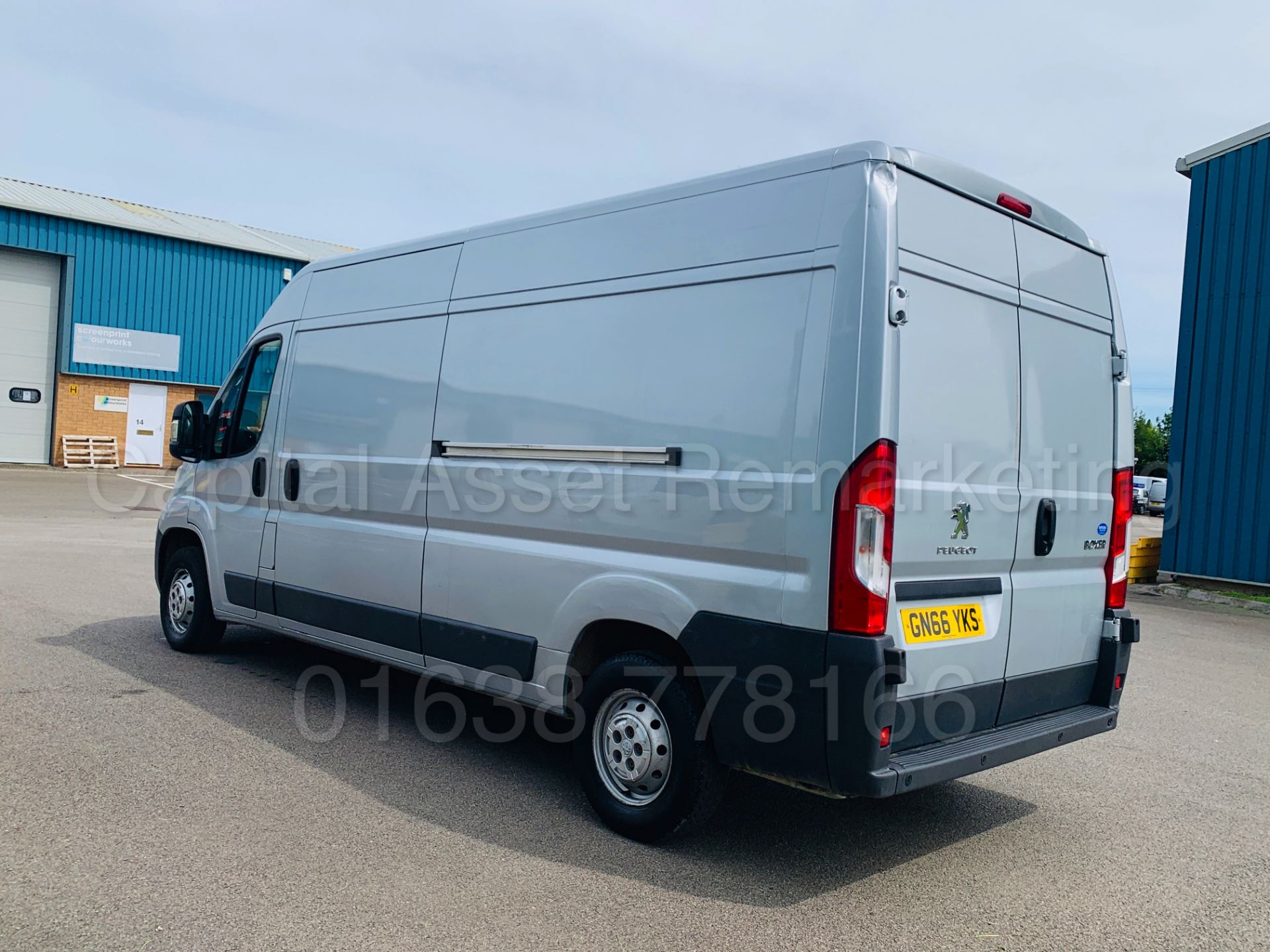 PEUGEOT BOXER *PROFESSIONAL* LWB HI-ROOF (66 REG) '2.2 HDI - 6 SPEED' *A/C - SAT NAV* - Image 9 of 42