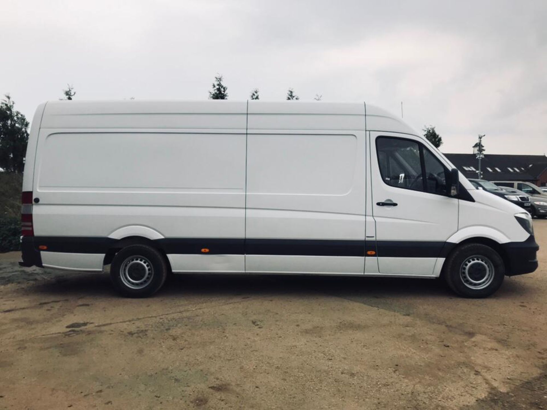 MERCEDES SPRINTER 314CDI "LWB" (2018 MODEL) 1 KEEPER - ONLY 44K MILES FROM NEW - LOOK!!! - Image 3 of 9