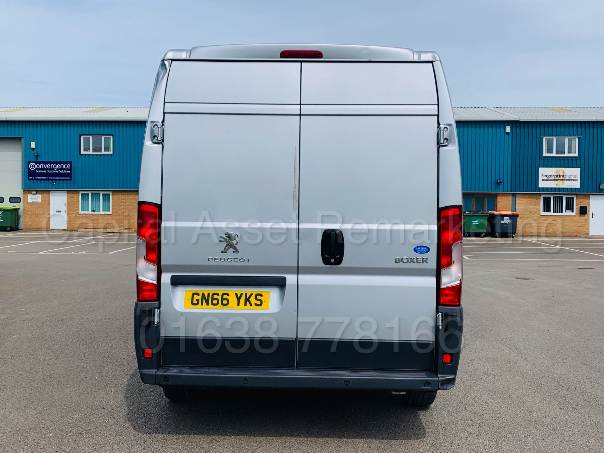 PEUGEOT BOXER *PROFESSIONAL* LWB HI-ROOF (66 REG) '2.2 HDI - 6 SPEED' *A/C - SAT NAV* - Image 10 of 42