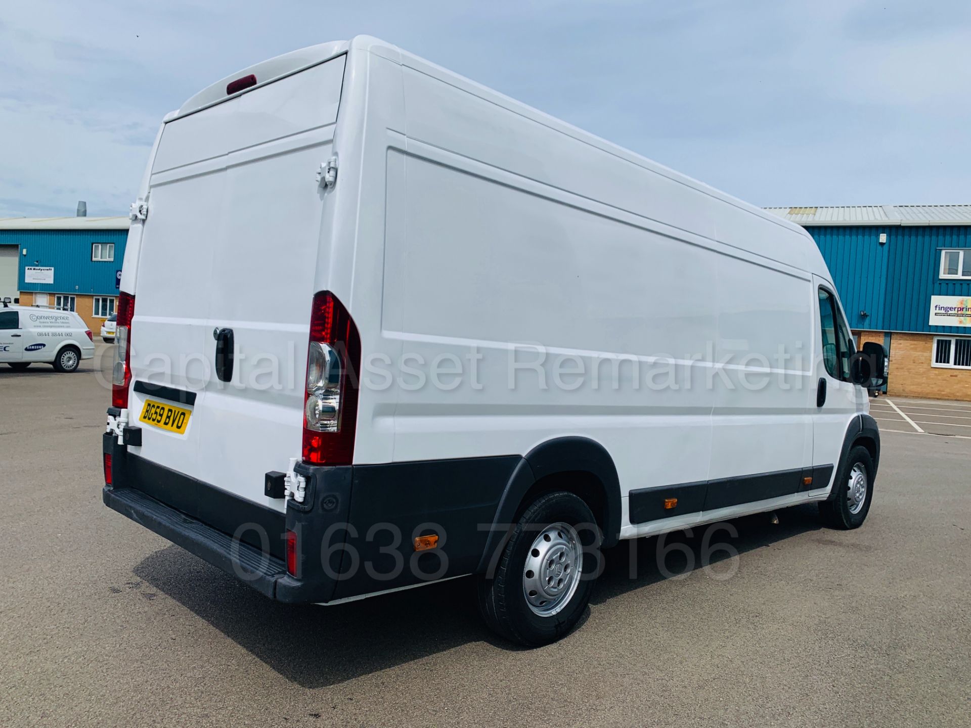 CITROEN RELAY 'L4 EXTRA LWB HI-ROOF' (2010 MODEL) '2.2 HDI - 120 BHP - 6 SPEED' (3500 KG) *AIR CON* - Image 8 of 34