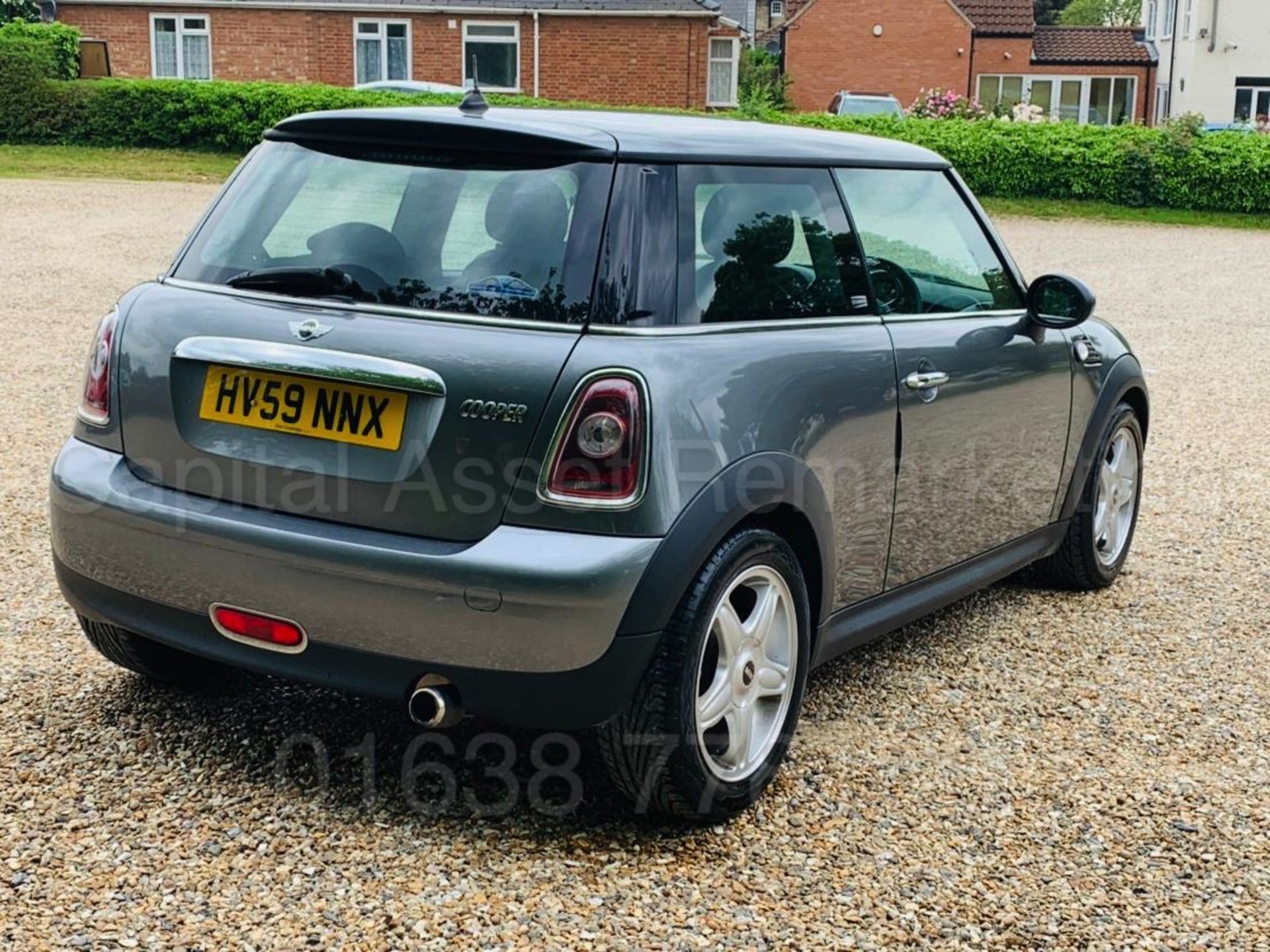 (On Sale) MINI COOPER *GRAPHITE EDITION* 3 DOOR HATCHBACK (59 REG) '1.6 PETROL - 6 SPEED' *A/C* - Image 7 of 41