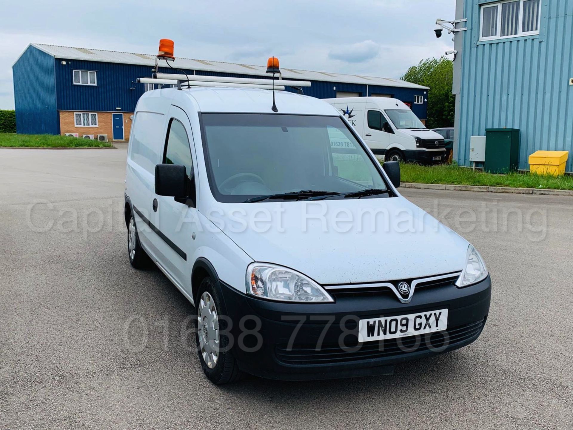 VAUXHALL COMBO 2000 *LCV - SWB PANEL VAN* (2009) 'CDTI - 75 BHP - 5 SPEED' **LOW MILES** - Image 10 of 22