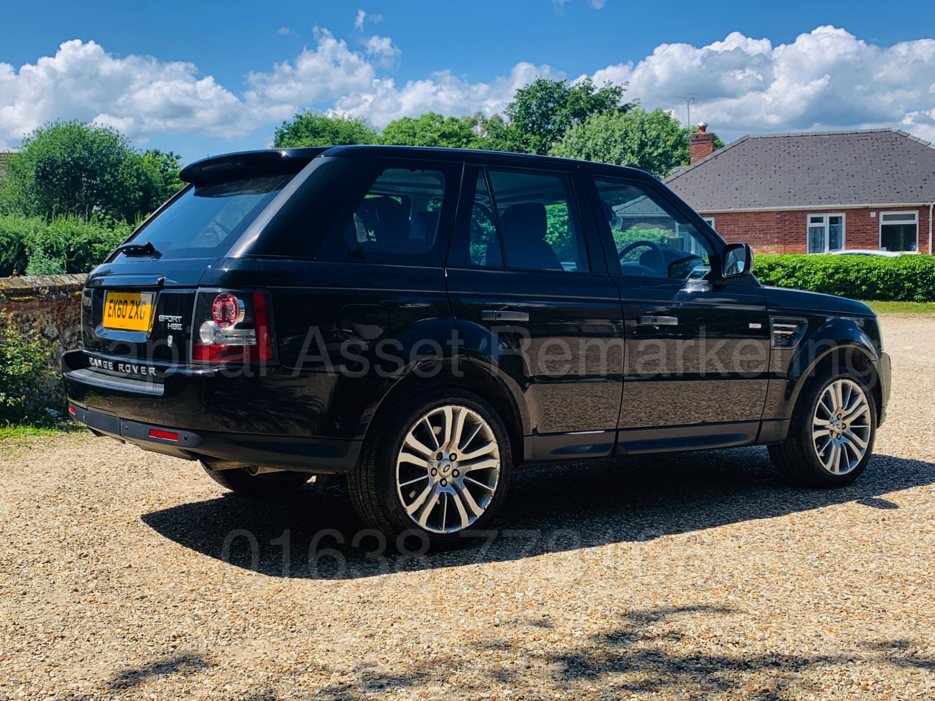 RANGE ROVER SPORT *HSE EDITION* (2011 MODEL) '3.0 TDV6 - AUTO' *LEATHER - SAT NAV* (HUGE SPEC) - Image 12 of 62