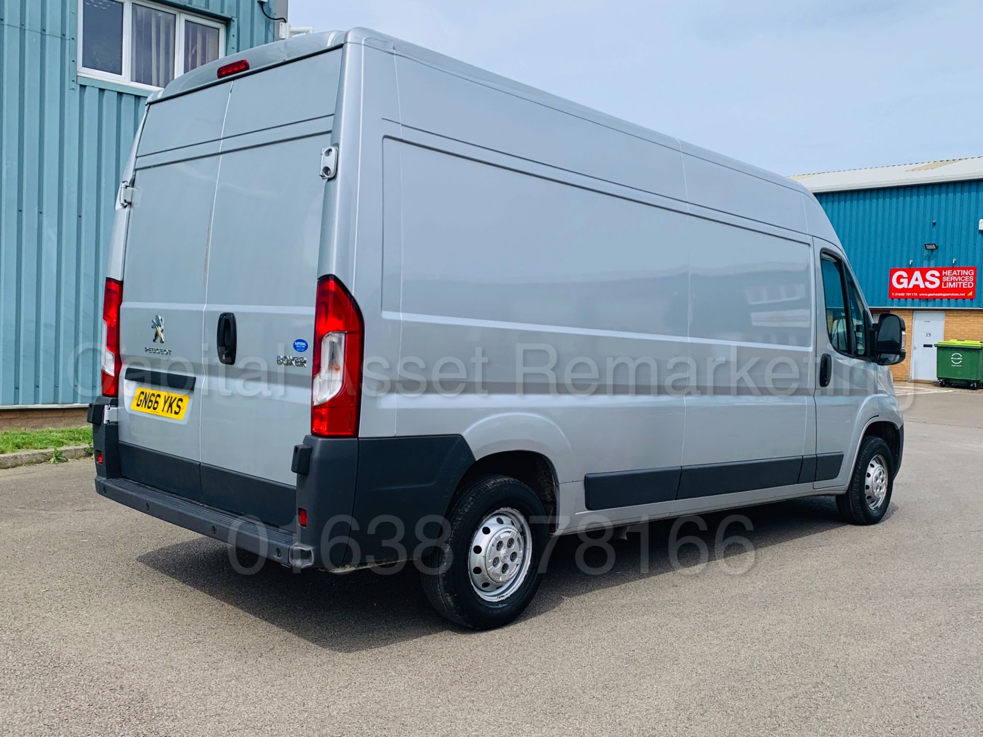 PEUGEOT BOXER *PROFESSIONAL* LWB HI-ROOF (66 REG) '2.2 HDI - 6 SPEED' *A/C - SAT NAV* - Image 12 of 42