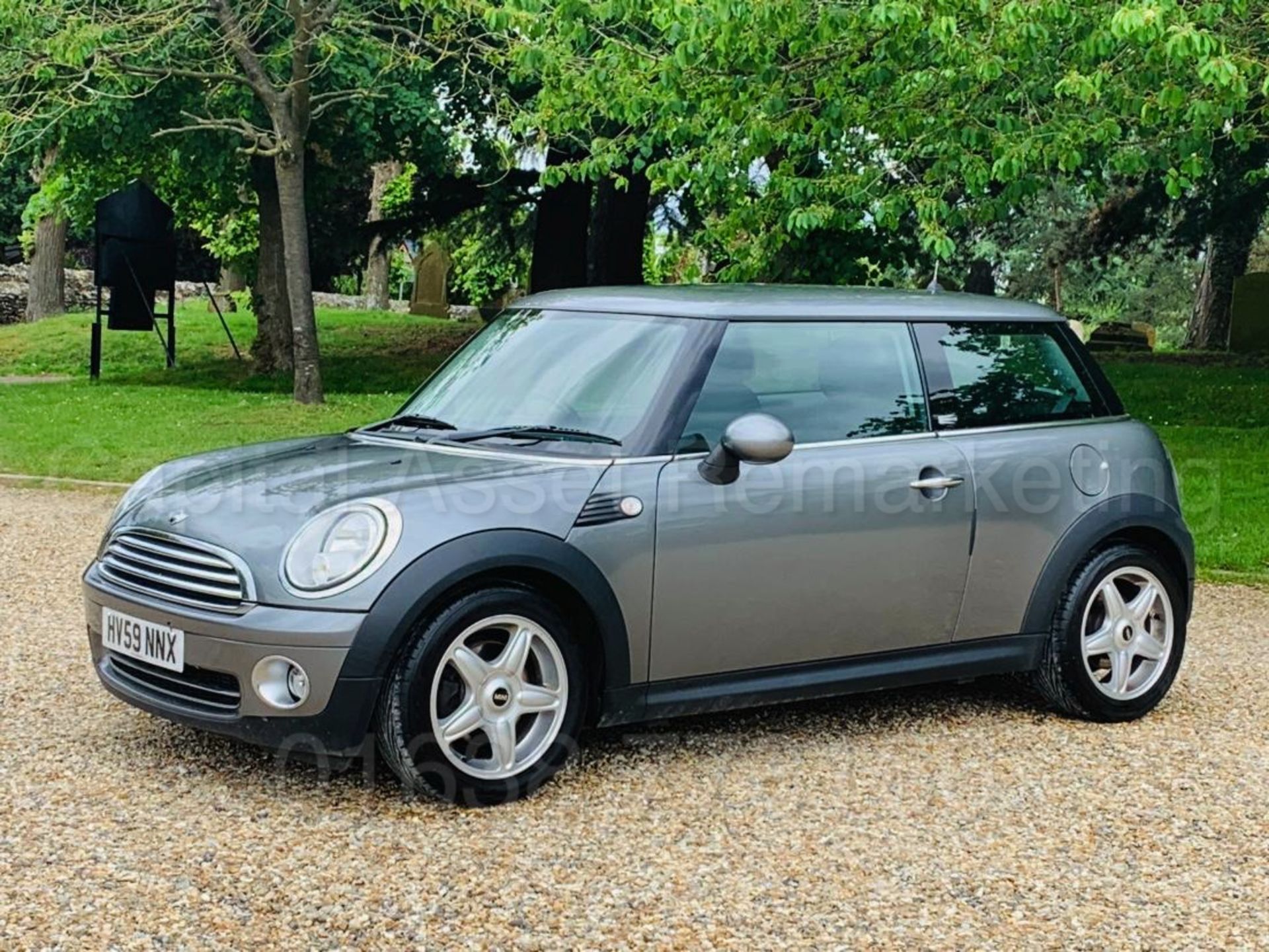 (On Sale) MINI COOPER *GRAPHITE EDITION* 3 DOOR HATCHBACK (59 REG) '1.6 PETROL - 6 SPEED' *A/C* - Image 2 of 41