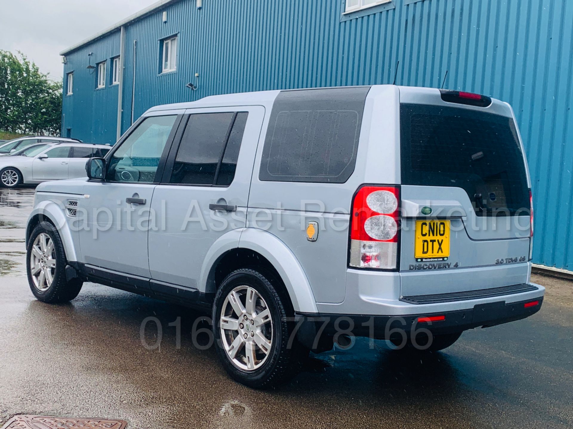 (On Sale) LAND ROVER DISCOVERY 4 *GS EDITION* SUV (2010) '3.0 TDV6 - 190 BHP - AUTO' **HUGE SPEC** - Image 8 of 45