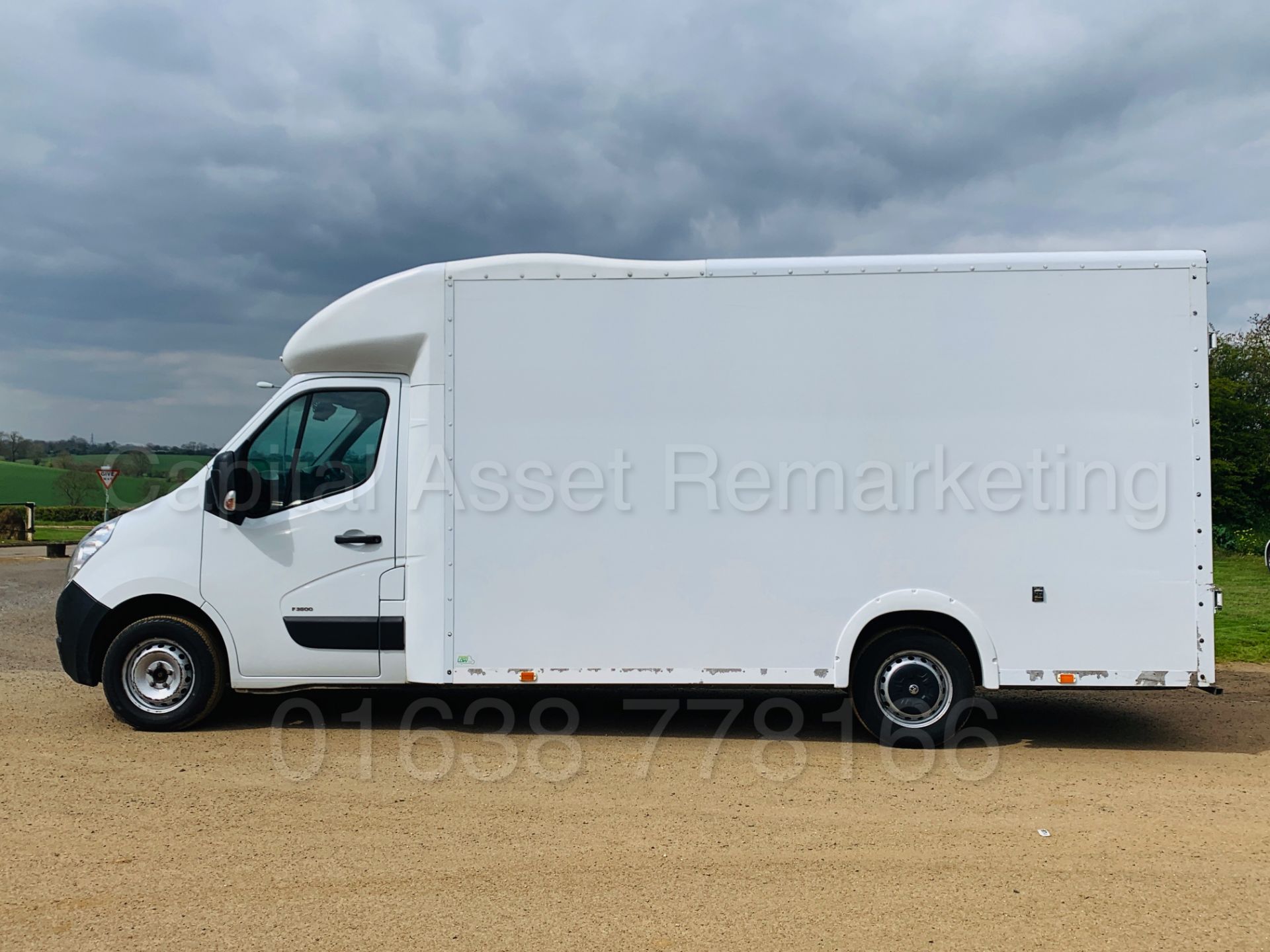 VAUXHALL MOVANO *LWB - LOW-LOADER / LUTON BOX VAN* (2016 MODEL) '2.3 CDTI - 125 BHP - 6 SPEED' - Image 4 of 40