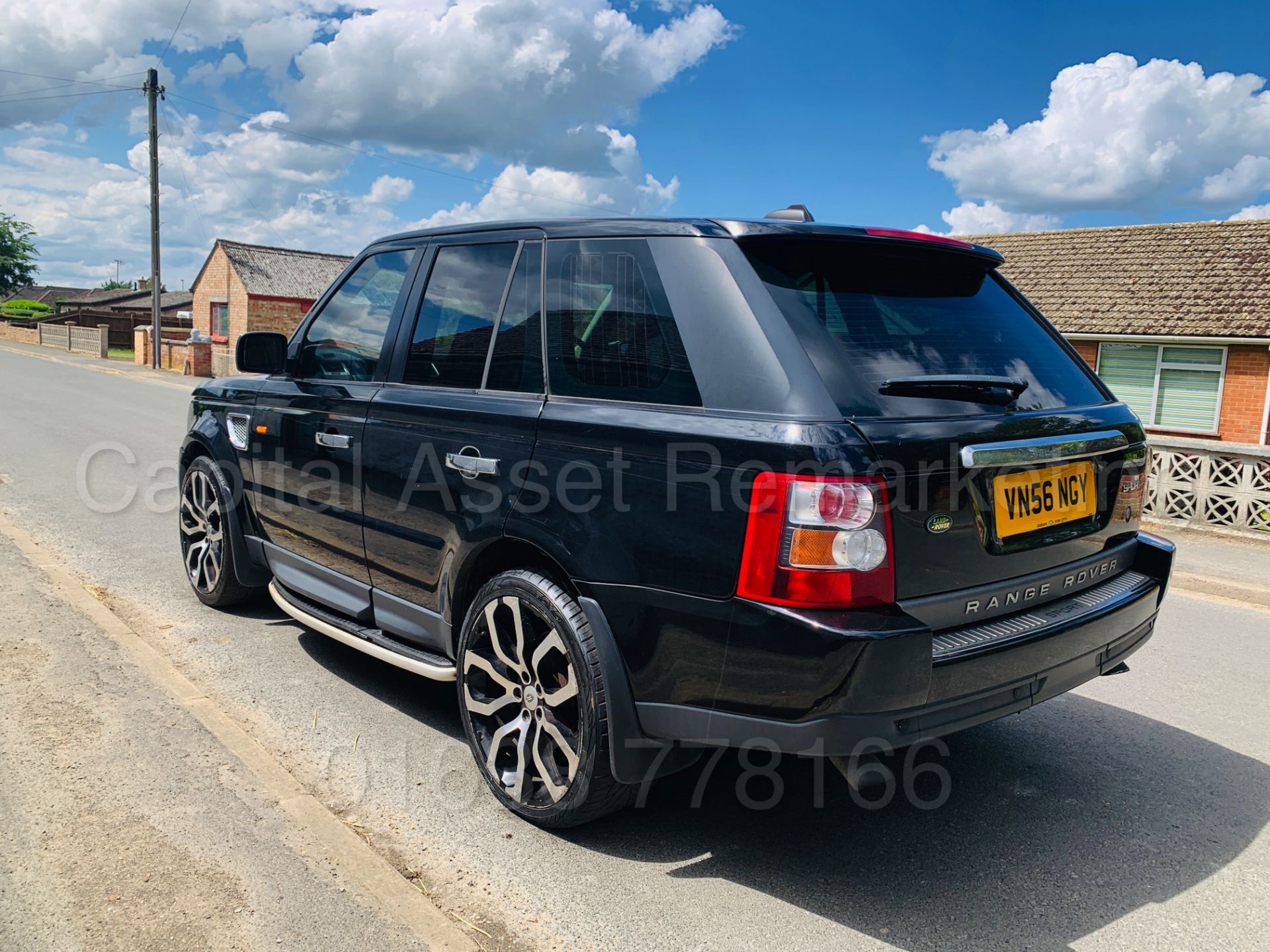 (On Sale) RANGE ROVER SPORT *HSE EDITION* (56 REG) 'TDV6 - 190 BHP - AUTO' *LEATHER - SAT NAV* - Image 7 of 55