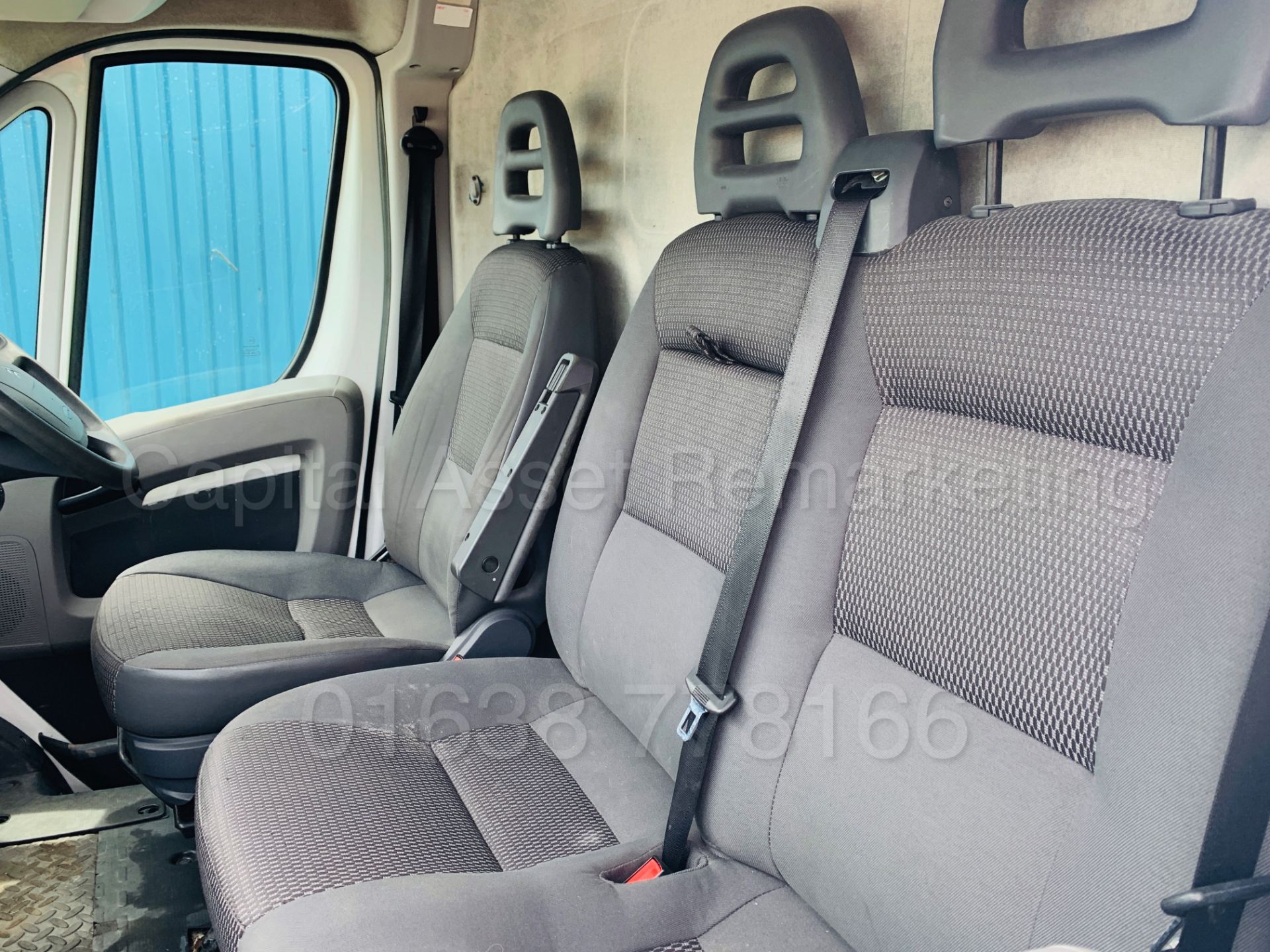 CITROEN RELAY 'L4 EXTRA LWB HI-ROOF' (2010 MODEL) '2.2 HDI - 120 BHP - 6 SPEED' (3500 KG) *AIR CON* - Image 18 of 34