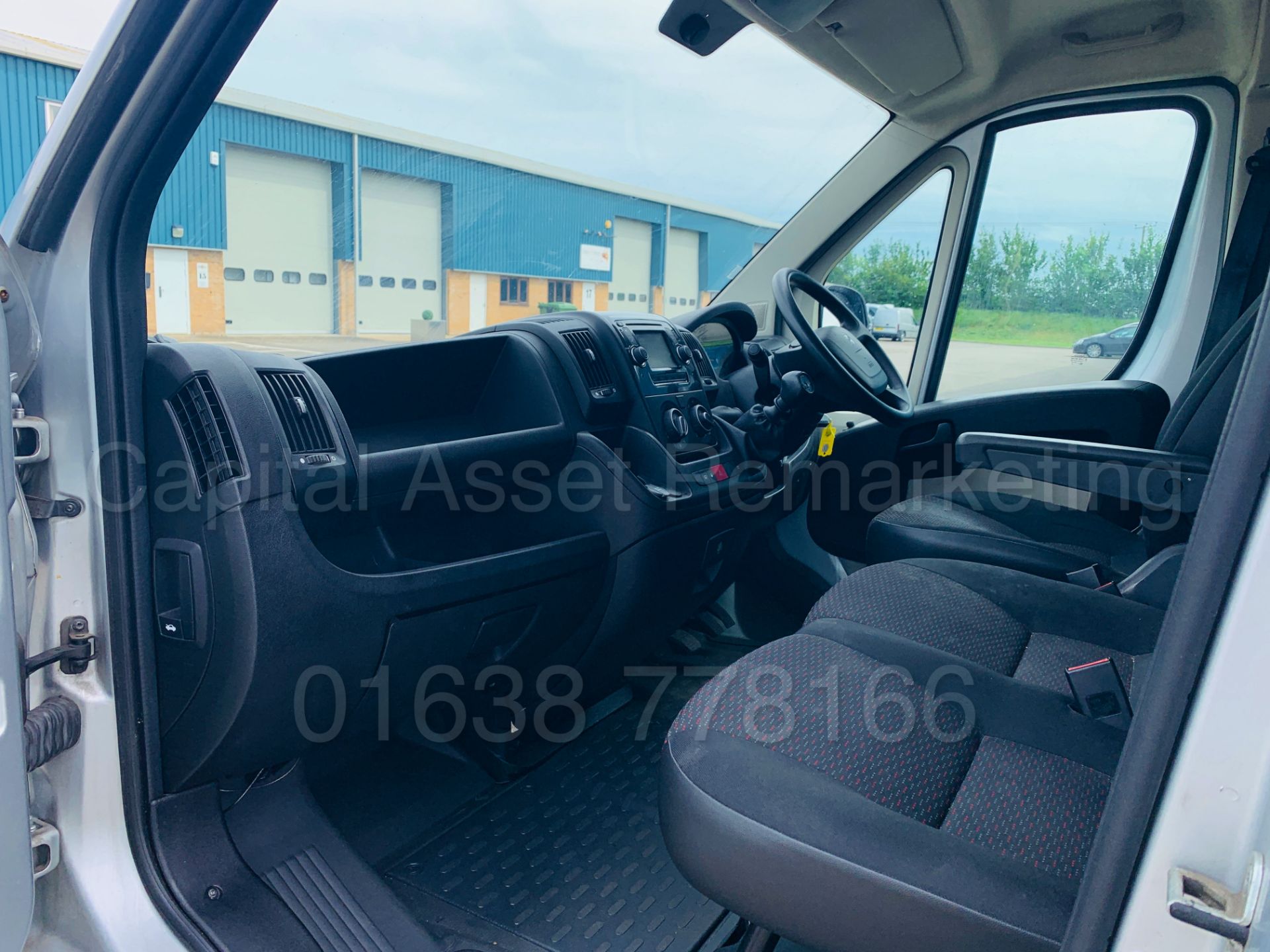 PEUGEOT BOXER *PROFESSIONAL* LWB HI-ROOF (66 REG) '2.2 HDI - 6 SPEED' *A/C - SAT NAV* - Image 17 of 42