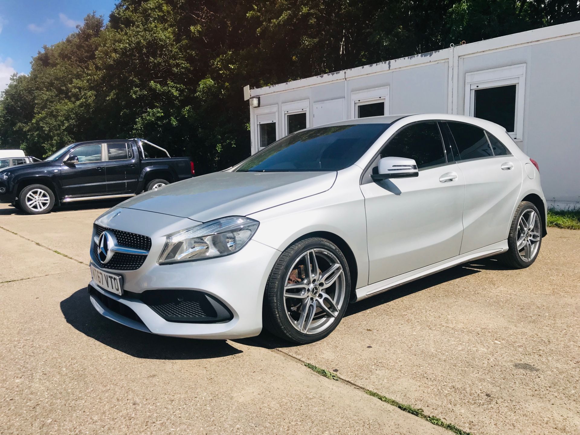 ON SALE MERCEDES A200d "AMG LINE" AUTO - 2018 MODEL - SAT NAV - LEATHER - HUGE SPEC - START / STOP