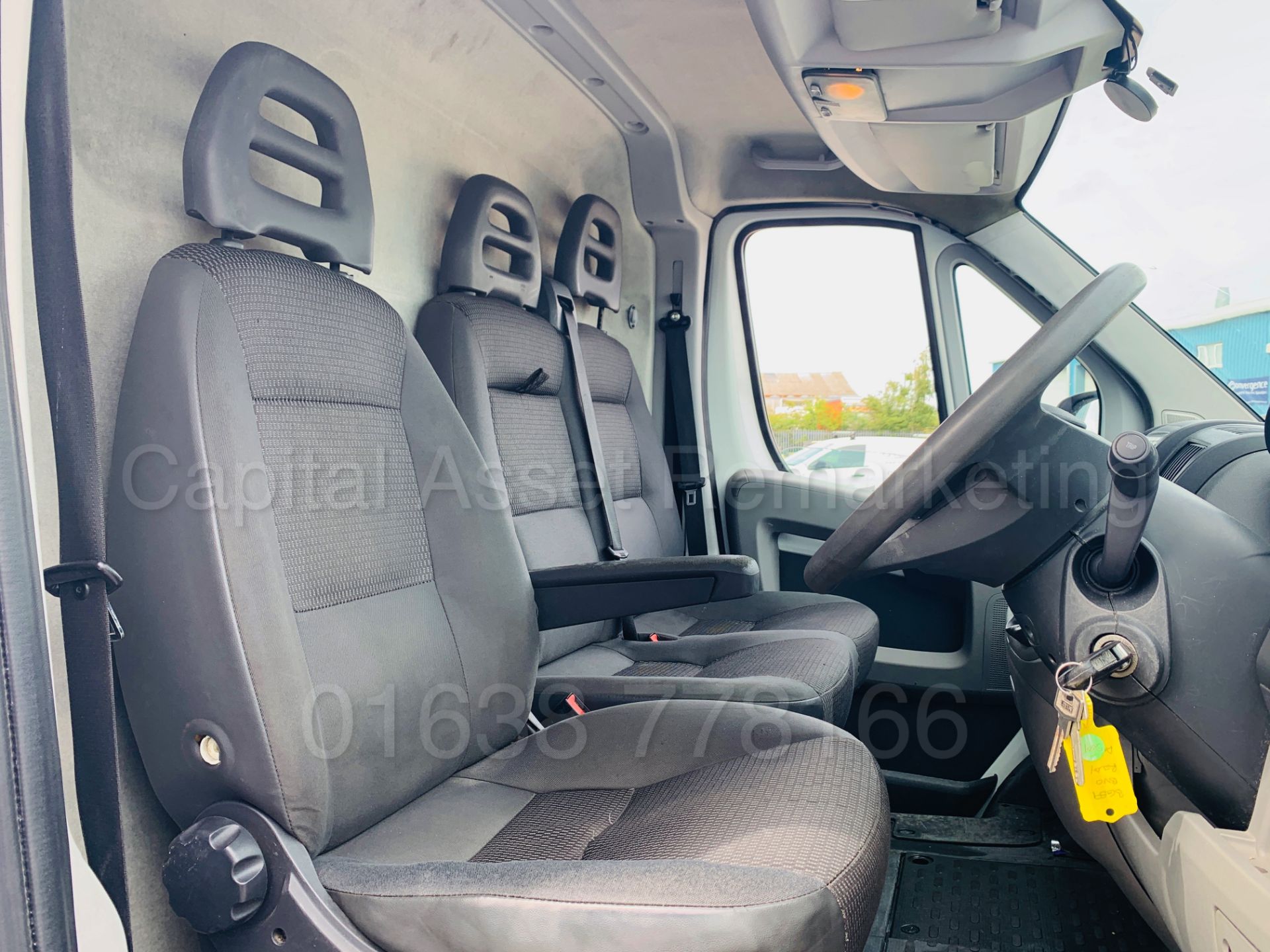 CITROEN RELAY 'L4 EXTRA LWB HI-ROOF' (2010 MODEL) '2.2 HDI - 120 BHP - 6 SPEED' (3500 KG) *AIR CON* - Image 22 of 34